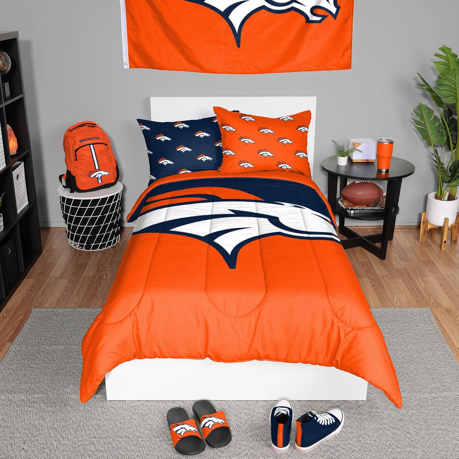 FOCO NFL Team Logo Bed in a Bag Comforter Bedding 3-Piece Set Denver Broncos Twin
