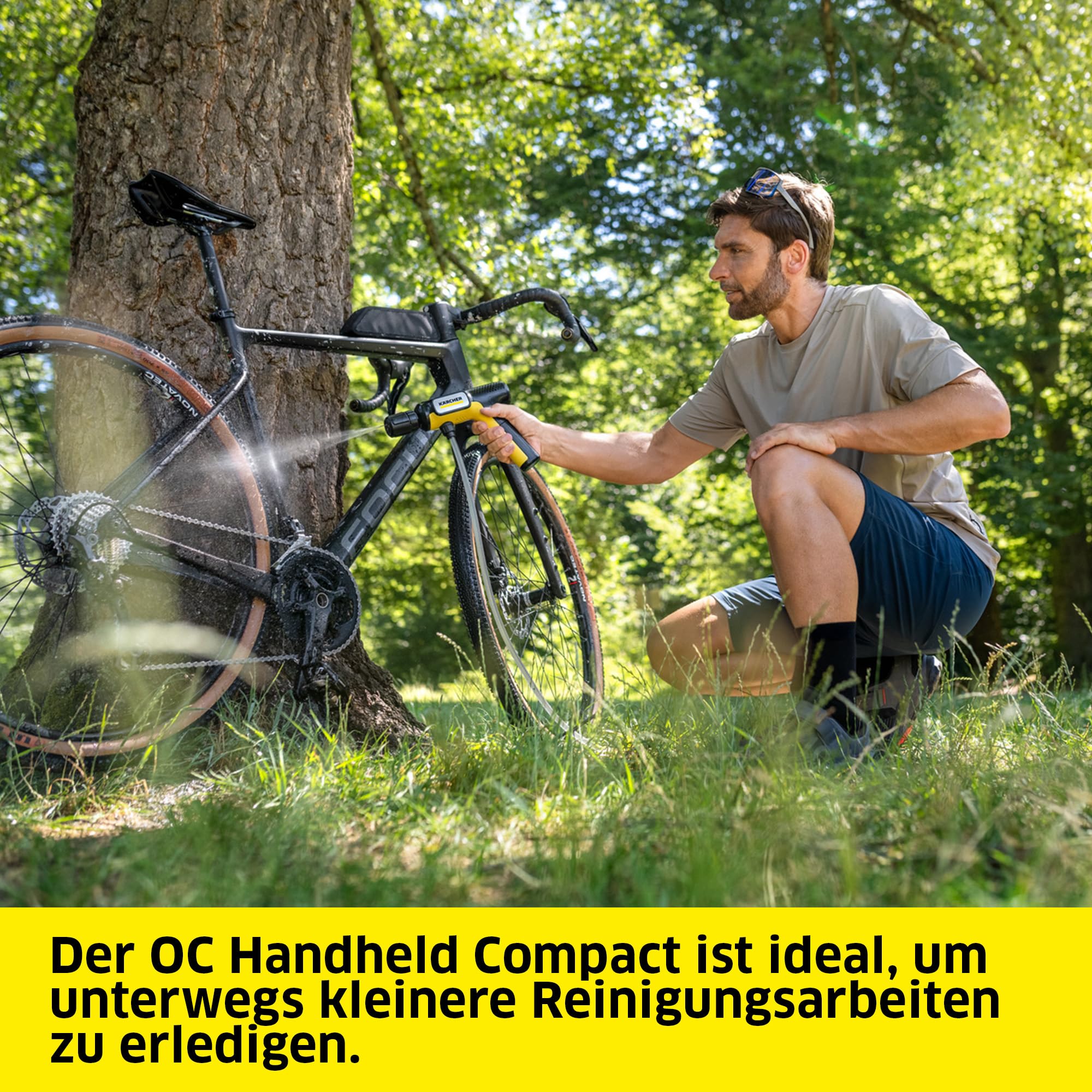 Kärcher Druckreiniger OC Handheld Compact Adventure, Mitteldruck, max. 15 bar, klappbar, USB-C-Anschluss, 150 l/h, Gewicht: 0,8 kg, 4-in-1 Multi Jet, Schlauch (5 m), Schaumdüse Pro, Wasserkanister