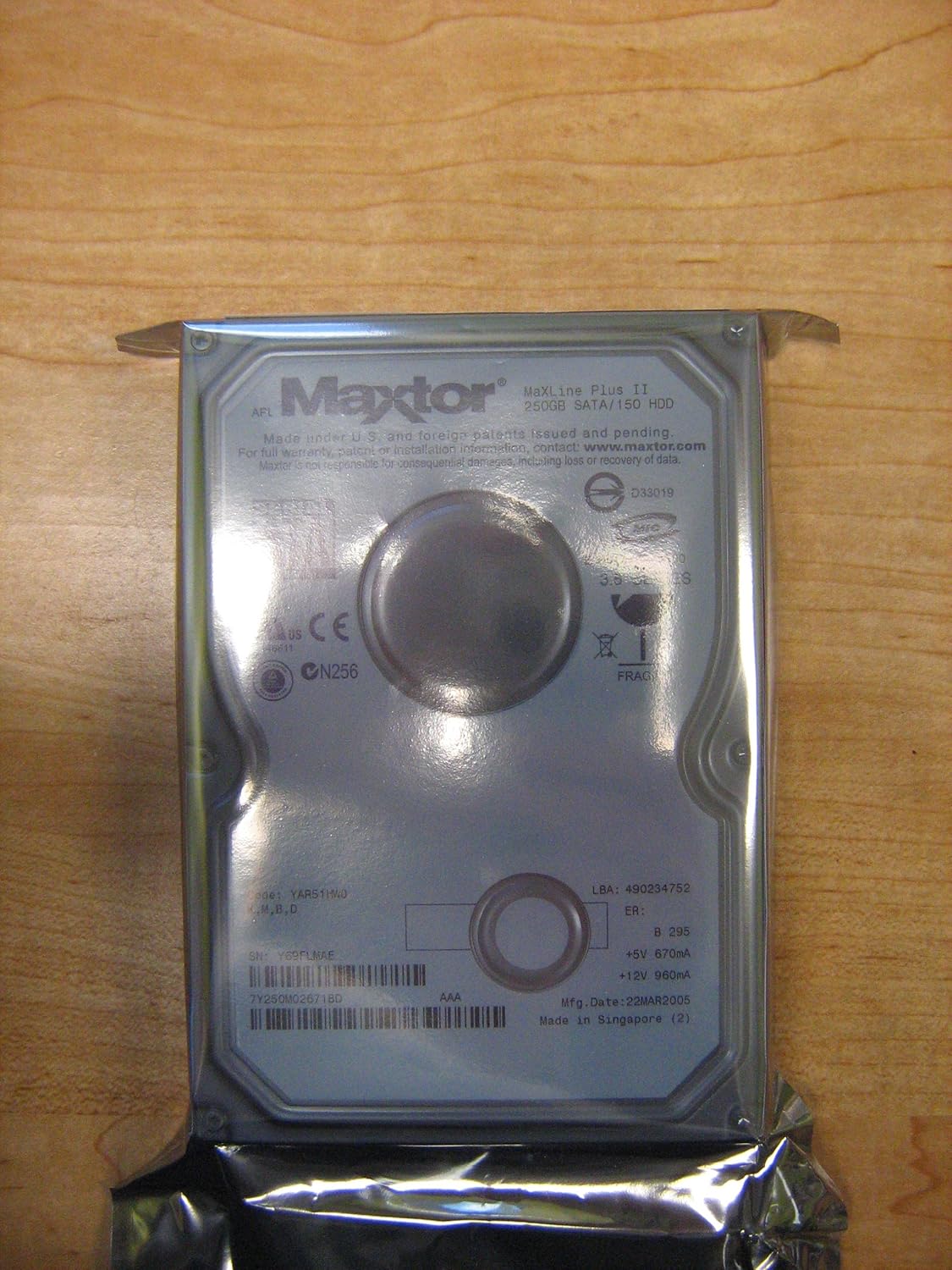 Maxtor 250GB 7,200RPM SATA HDD (7Y250MO)