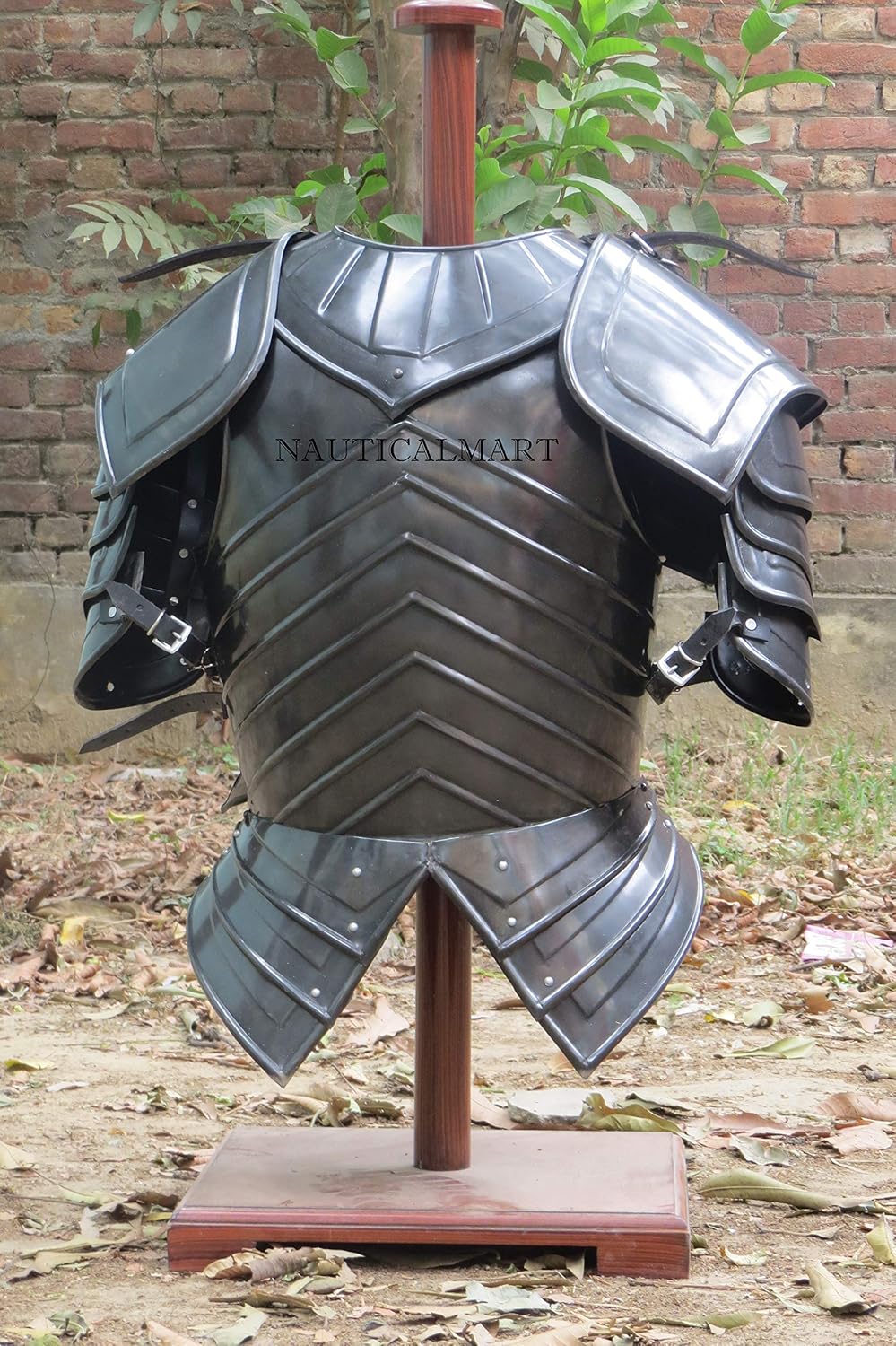 NauticalMart Medieval Breastplate with Pouldron Halloween Costume
