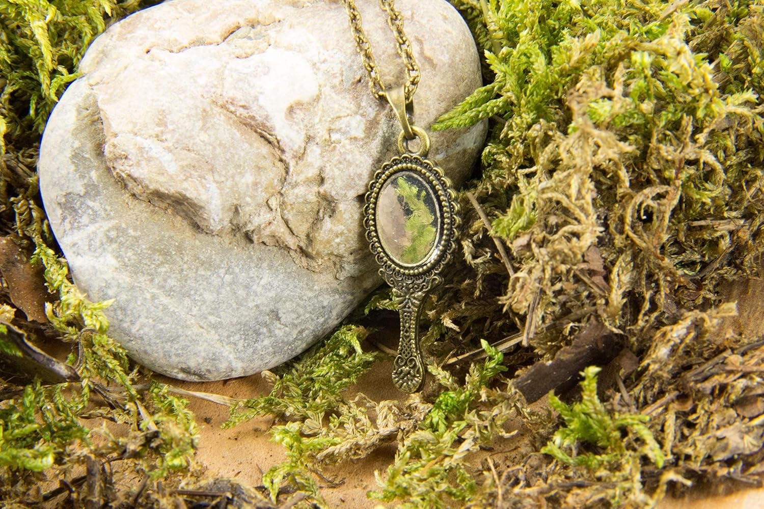 Handmade Mirror Necklace Hand Real View Mirror Fairytale Gift for Girl Bronze Magic Miniature Mirror Pendant Unusual Jewelry Edwardian Necklace Vintage Mirror Necklaces Magical Jewelry for Women - Image 8