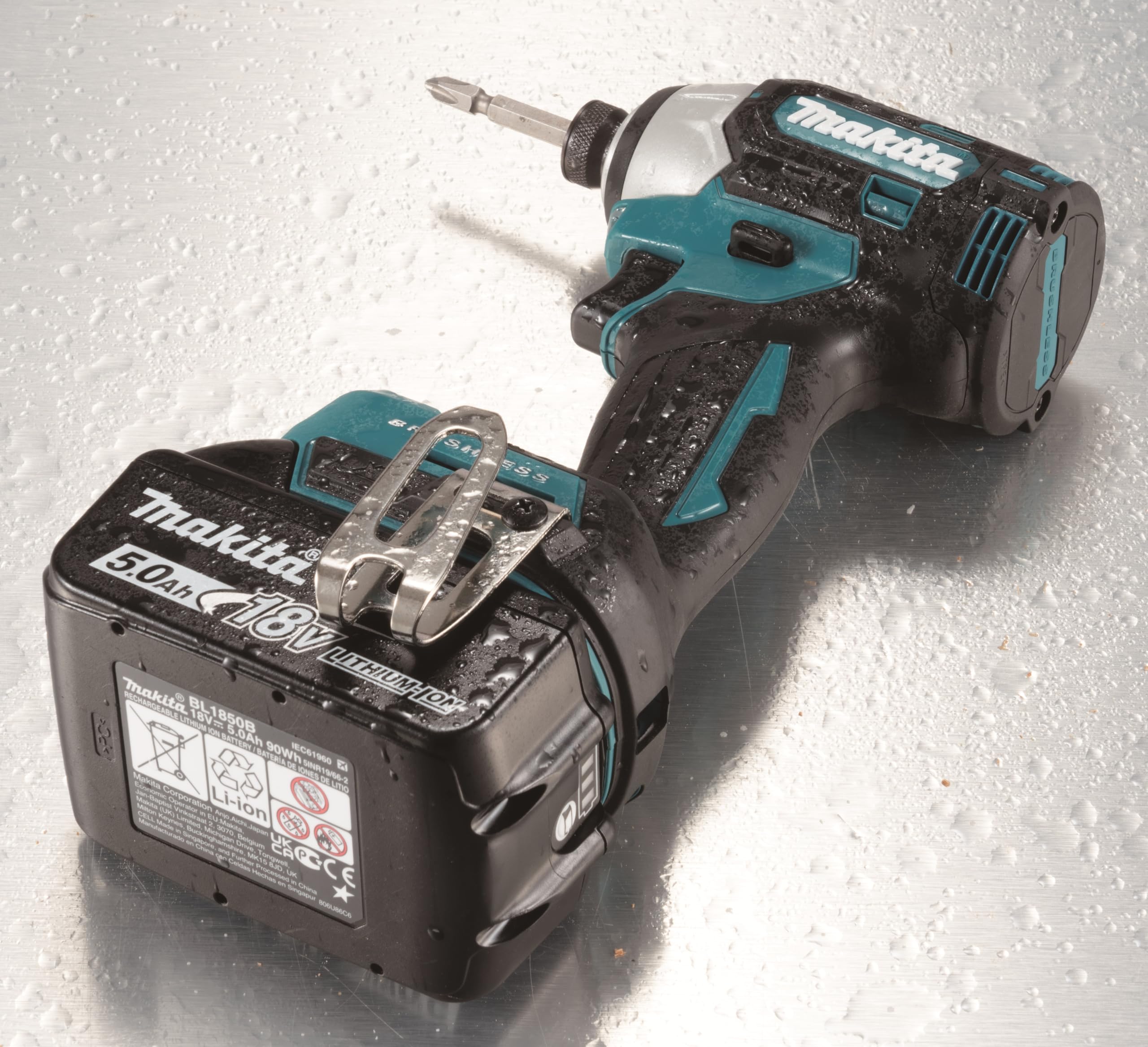 Makita Avvitatore a percussione a batteria DTD201Z, 18 V (senza batteria, senza caricatore)