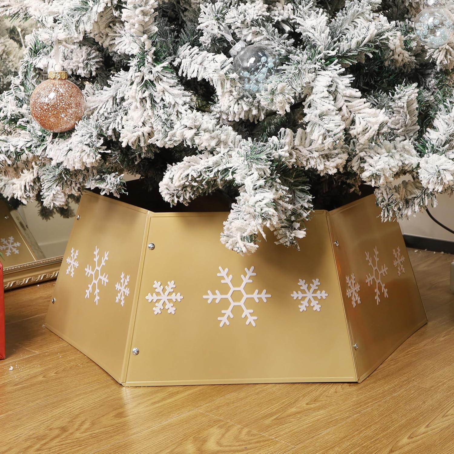 Blissun Metal Christmas Tree Ring, Christmas Tree Collar