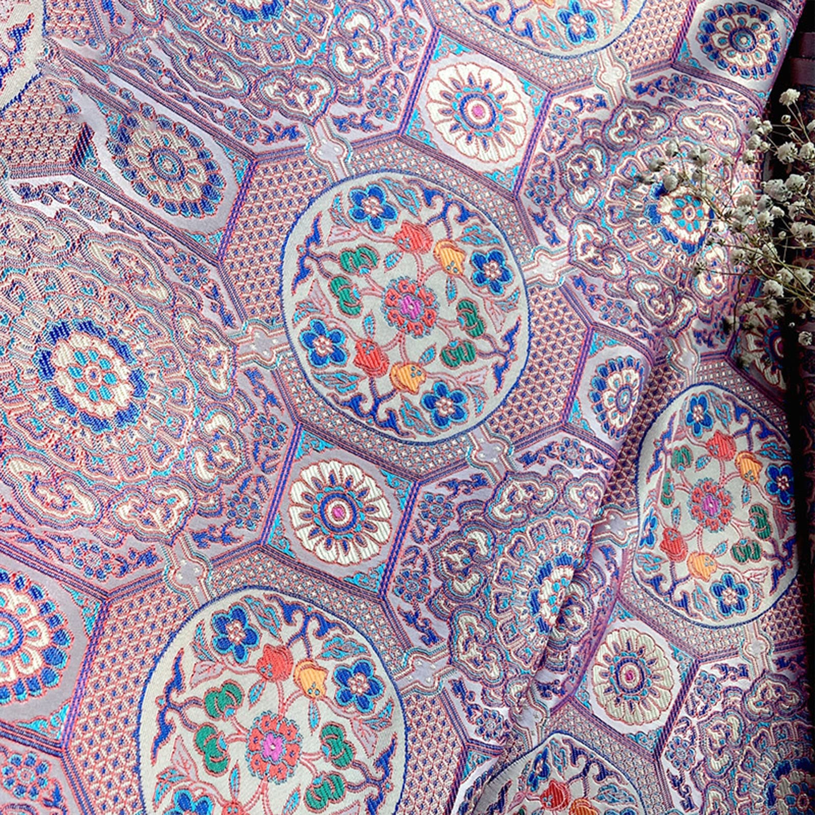 Tissu en satin de soie brocart jacquard violet taro chic pour haute couture