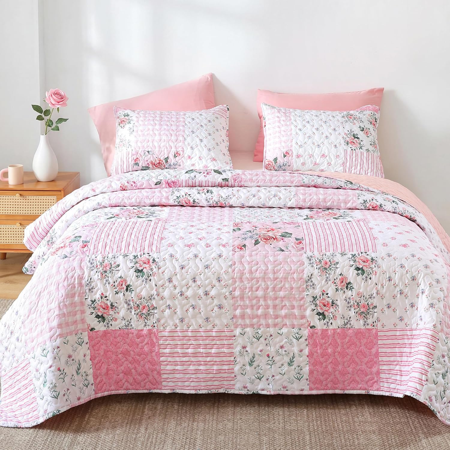 YIKUSH Floral Quilt Set King Size – Ultra Soft Lightweight Bedspread, 3 Piece Blue Bedding Set (104"x90") with Pillowcases (20"*36"), All Season Coverlet for Bedroom & Guest Room