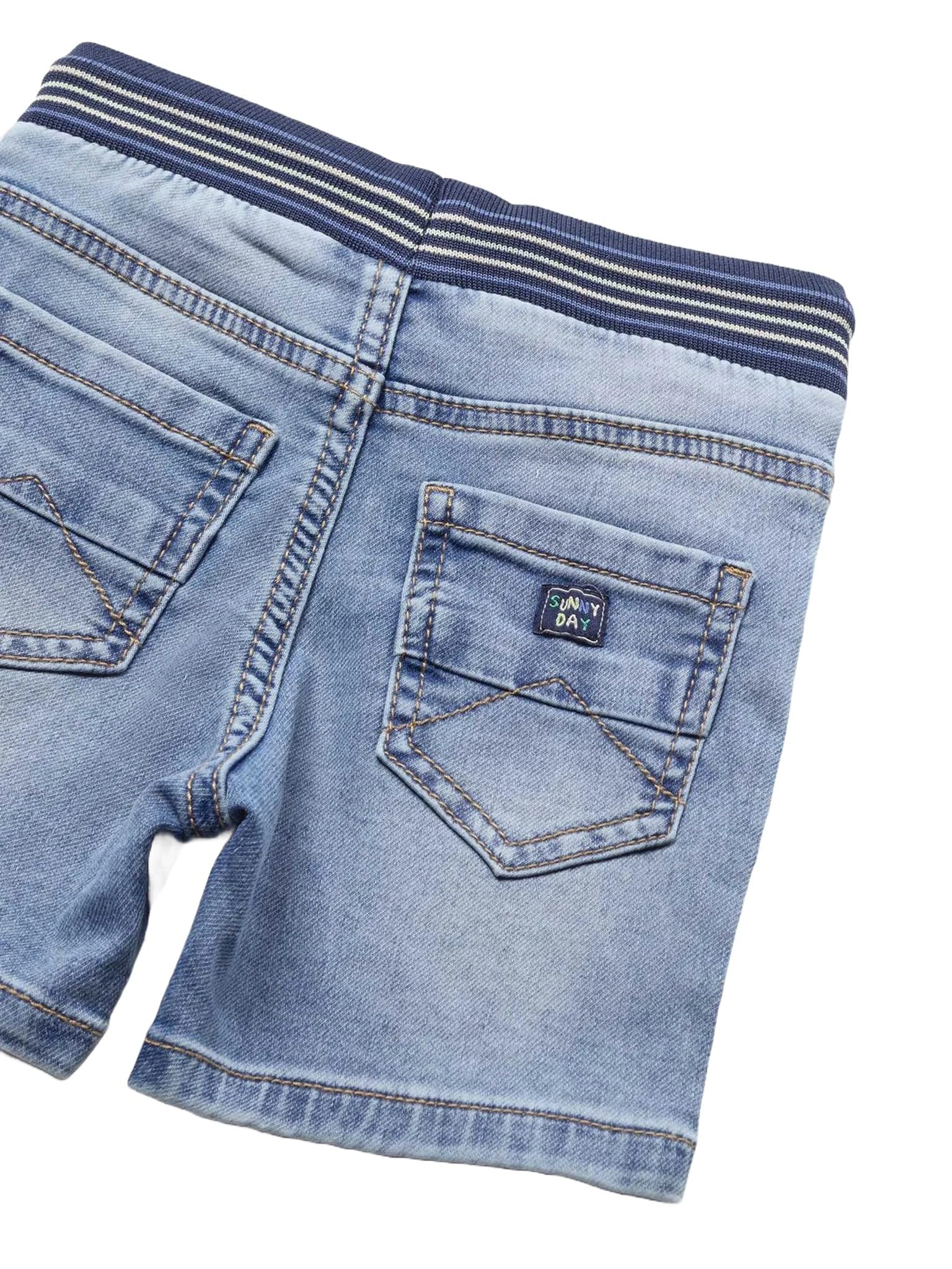 Generico Pantaloncino Jeans Molto Morbido e per Neonato e Bambino in Denim, Vita Elastica Rigata con Coulisse, Lavaggio Chiaro, Tasche Posteriori, Look Estivo, 1289