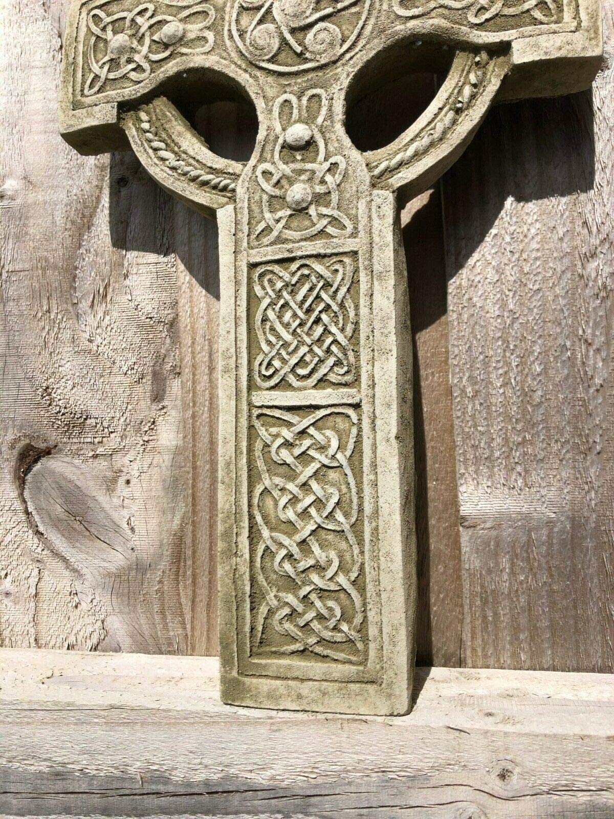 Croix Celtique En Pierre Reconstituée - Décoration, Occasion, Style Ethnique Et Spirituel