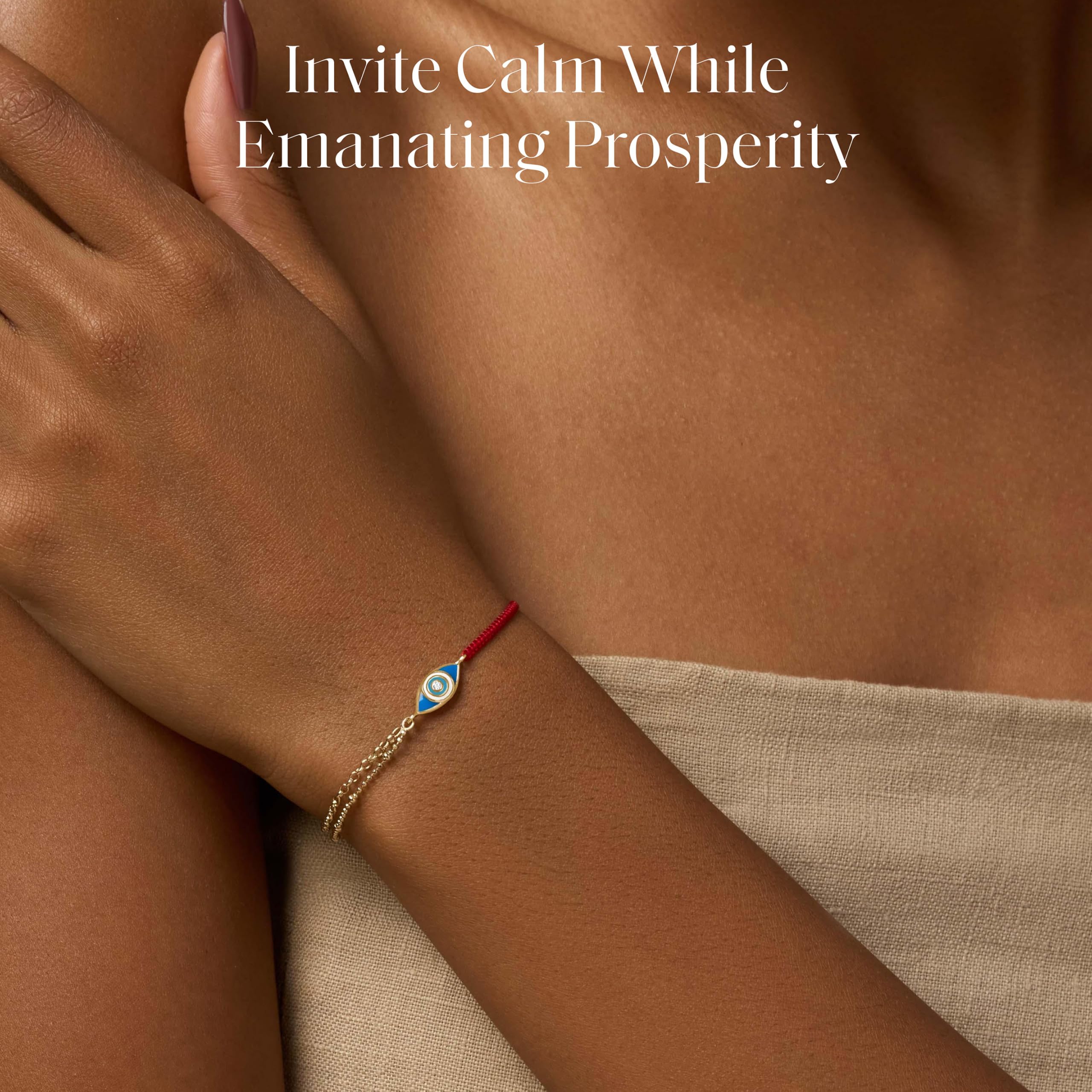 KARMA AND LUCK Pulsera ajustable de cuerda roja, dije de 18 quilates para mujer, hecha a mano en Bali para suerte y éxito