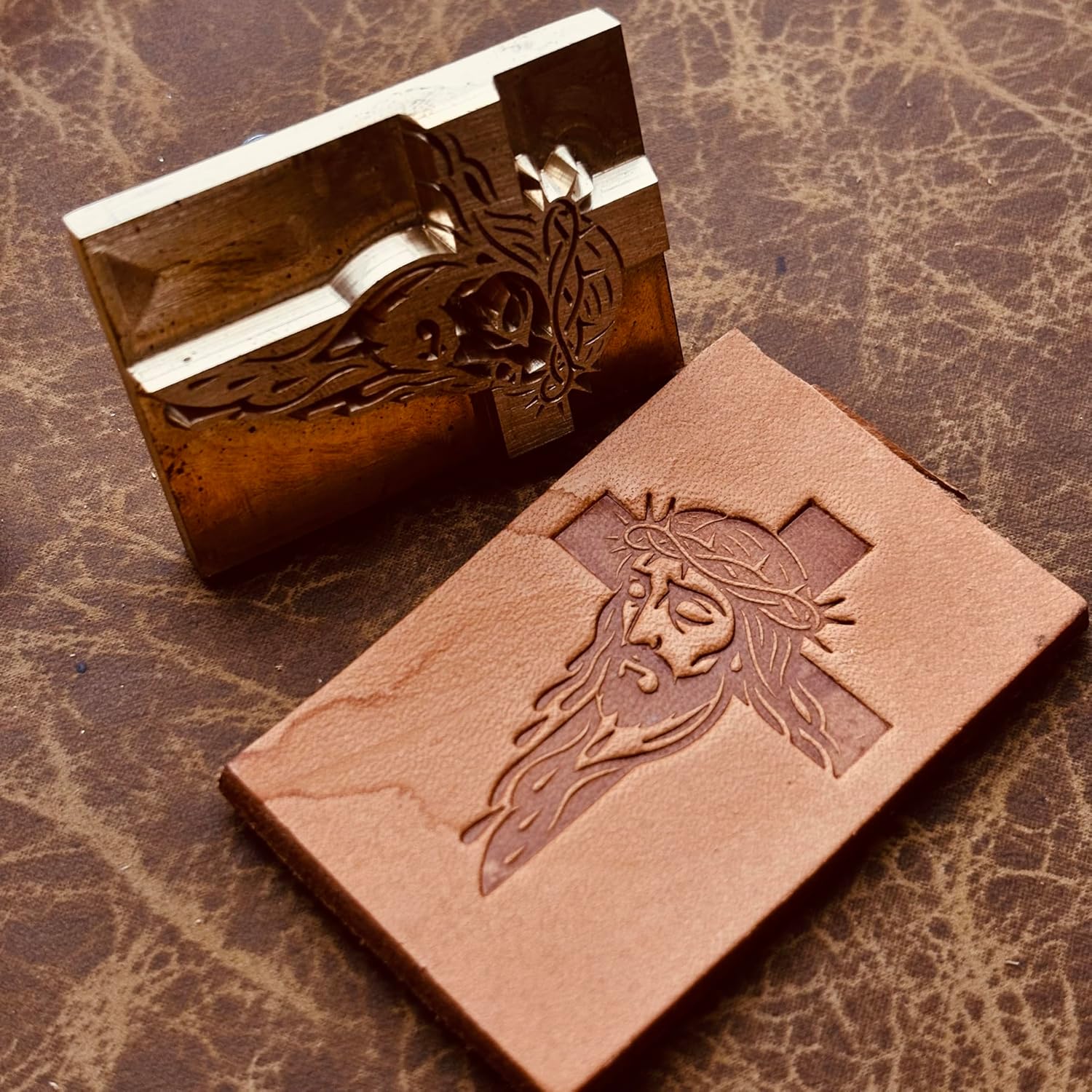Jesus Cross Leather Stamps Set,6pcs Brass Leather Embossing Molds,Hand Carved Leather Craft Stamps for Belts, Wallets, Bags, Christian Leatherworking DIY Supplies