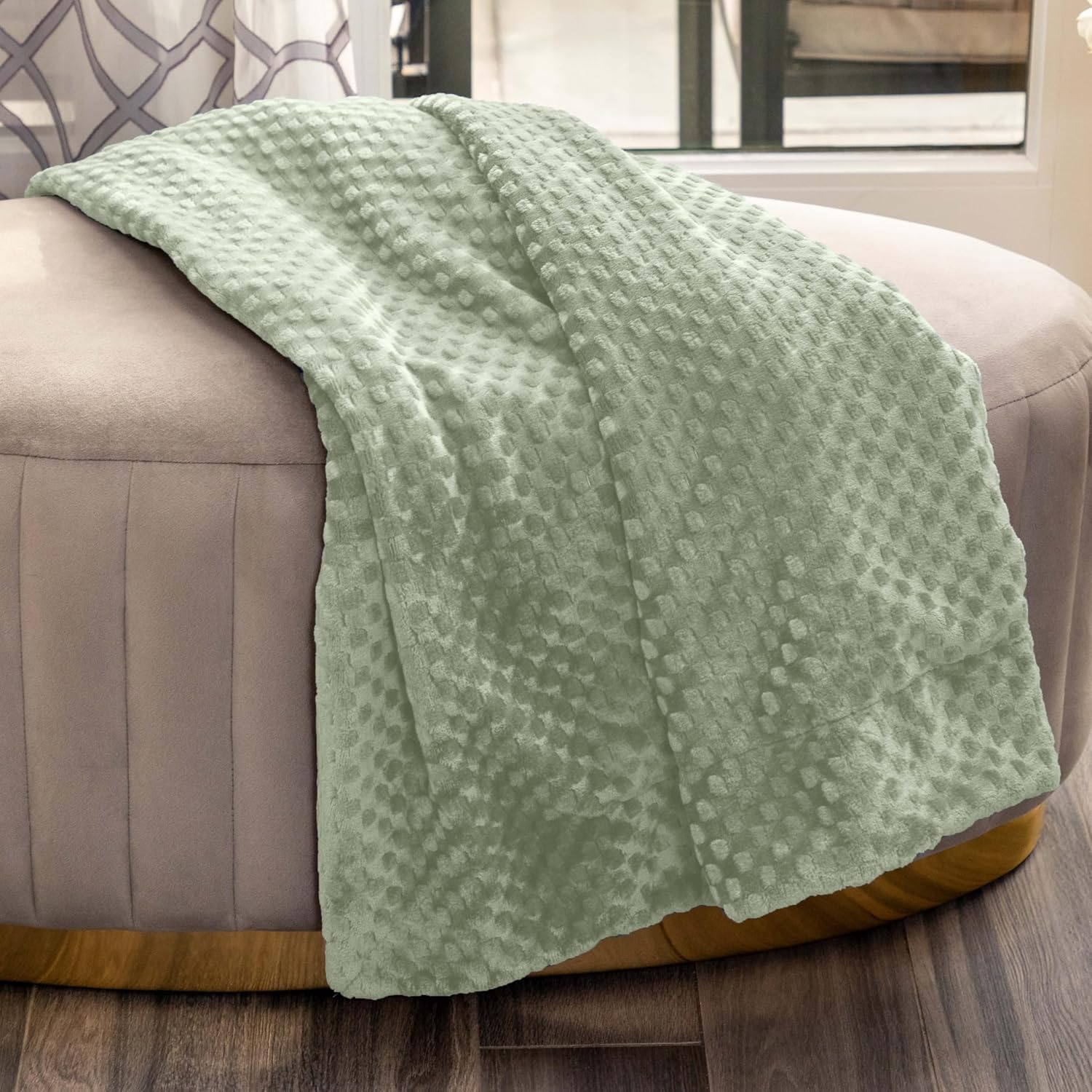 Nicole Miller Anya Luxuriously Soft Plush Throw Blanket – Textured Raised Dot Design, Stylish & Cozy Home Accent (50” x 70”) (Pumice)