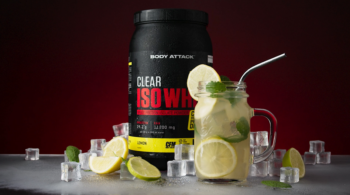 Body Attack Clear Iso Whey - Moro, 900g, Proteine Isolate Trasparenti, 24g Proteine, 11.400mg EAA, Zero Zuccheri, Fatto In Germania
