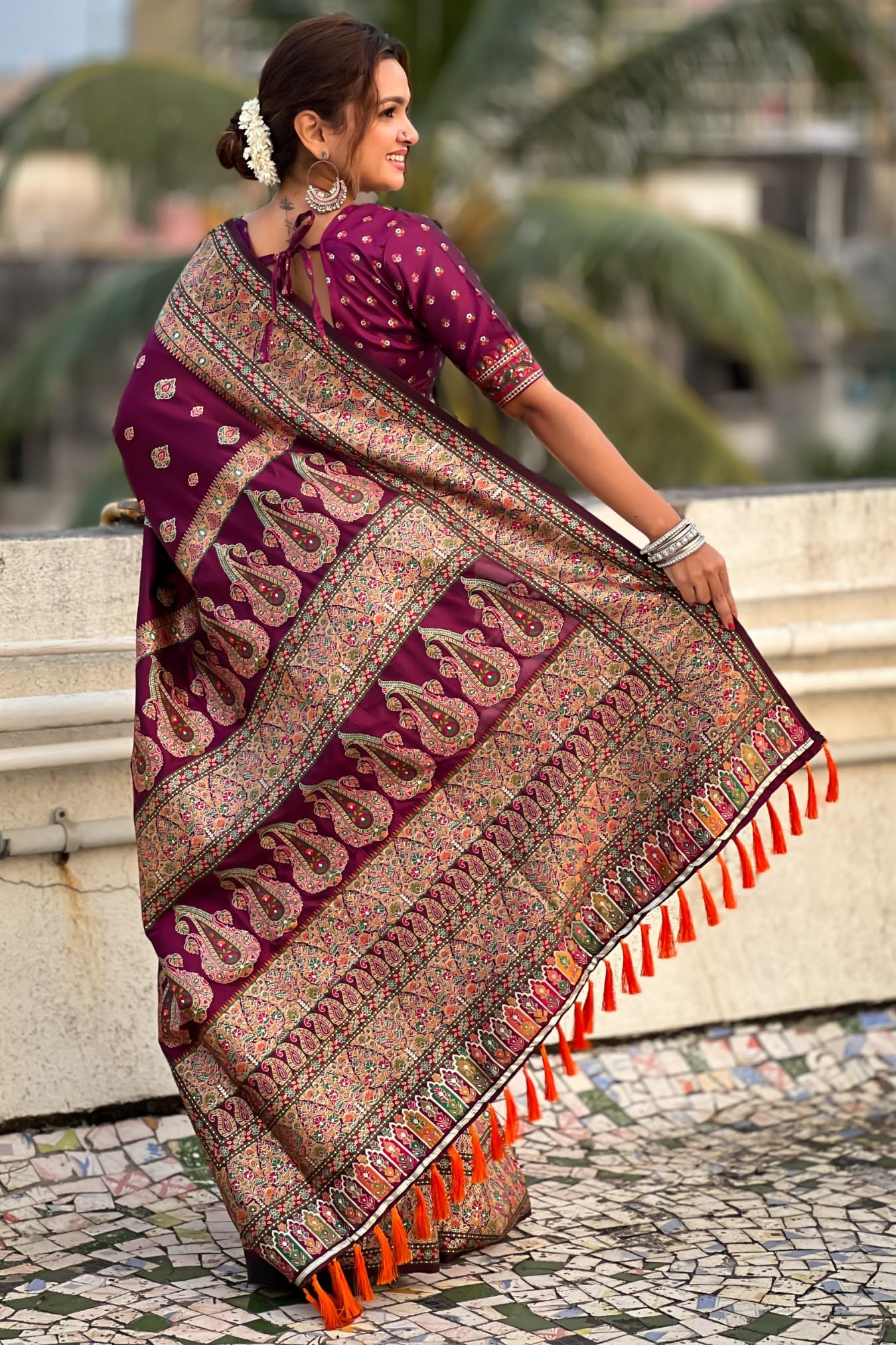 SGF11 Women's Kanjivaram Pure Soft Silk Saree With Unstitched Blouse Piece product image 3