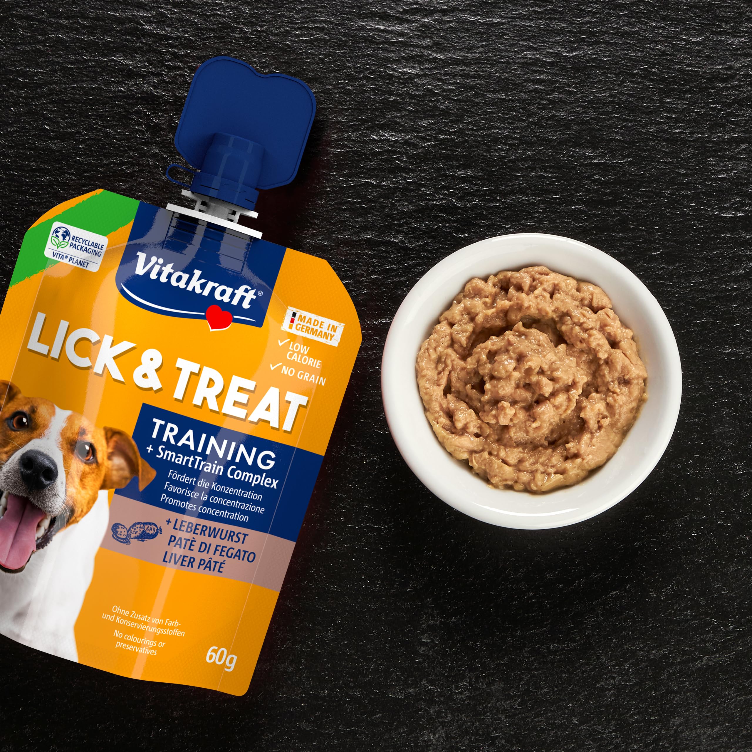 Vitakraft Lick & Snack, weiche Trainingscreme im Quetschie Format, mit Leberwurst, wiederverschließbar, ohne Zusatz von Zucker (1x 60g) - 3