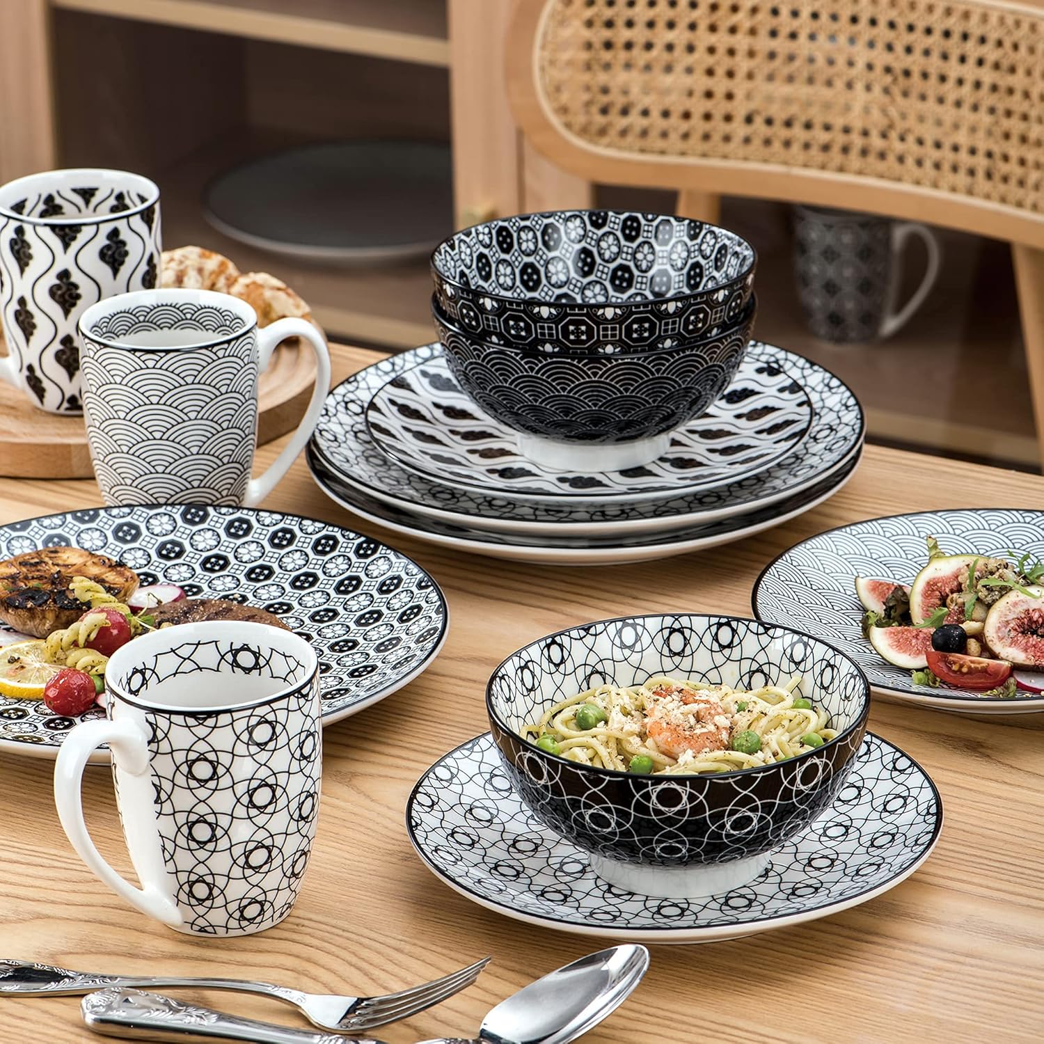  | vancasso Haruka Porcelain Dinner Set for 12, Japanese Style Crockery Black White Dinnerware Tableware, 48 Pieces Dinner Service with Dinner Plates, Dessert Plates, Cereal Bowls and Mug: Dinnerware Sets