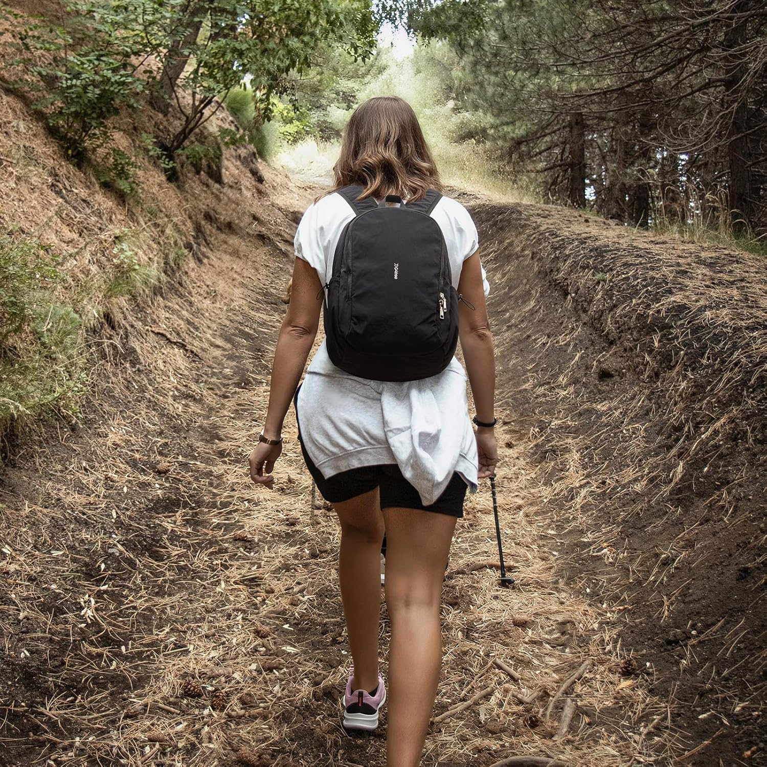 G4Free 15L Hiking Backpack, Bookbag for Students, Lightweight Water Resistant Daypack for Travel School College Women Men (Black) - Image 6