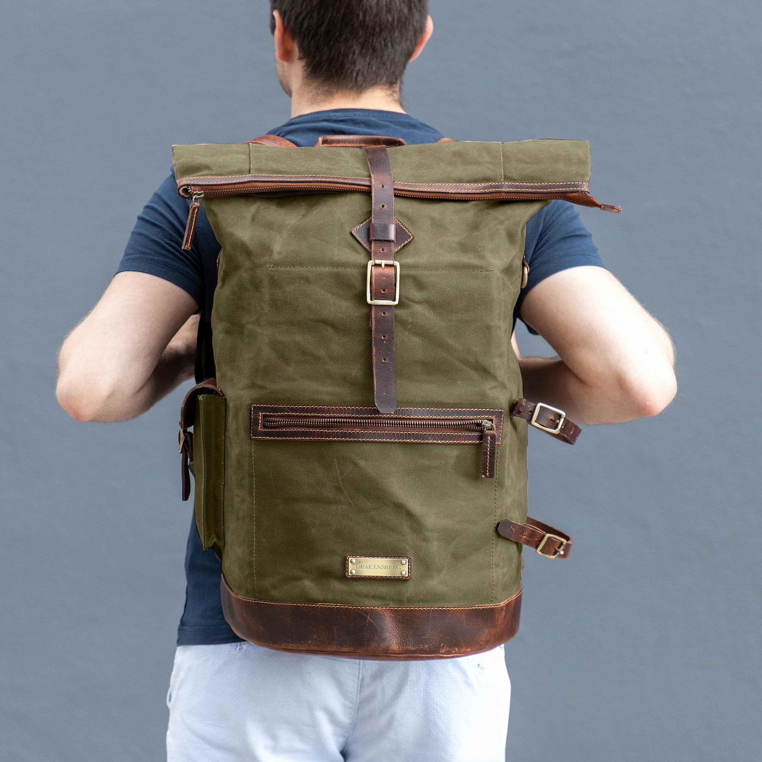DRAKENSBERG Großer Reise Rucksack 'Dale' aus gewachstem Canvas mit Leder, wasserabweisend - Vintage-Design, bis 60L - Wald-Grün, DR00625