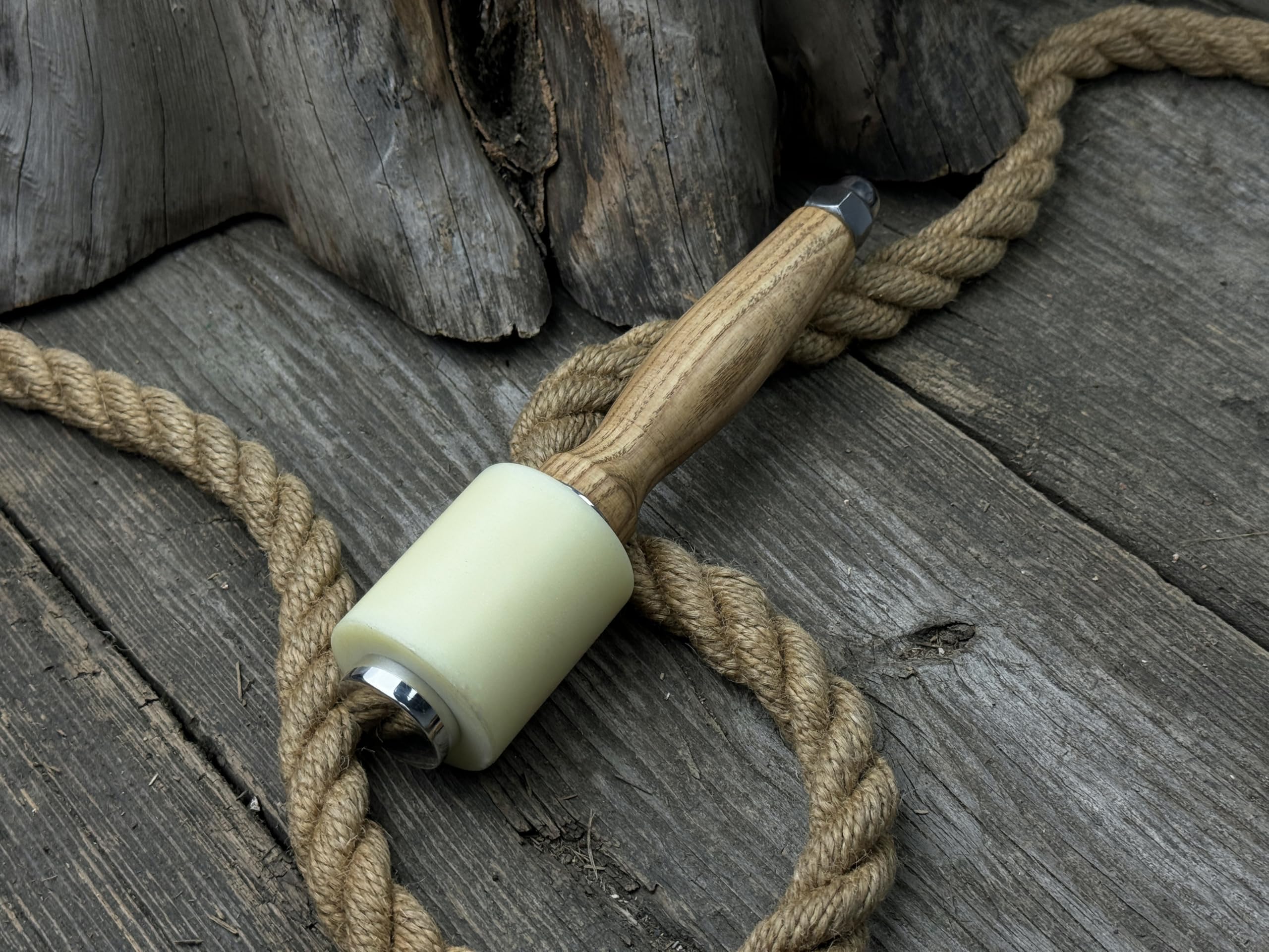 Sharky Handgefertigter Schlägel mit Nylonkopf, 21,5 cm (8,46 Zoll)
