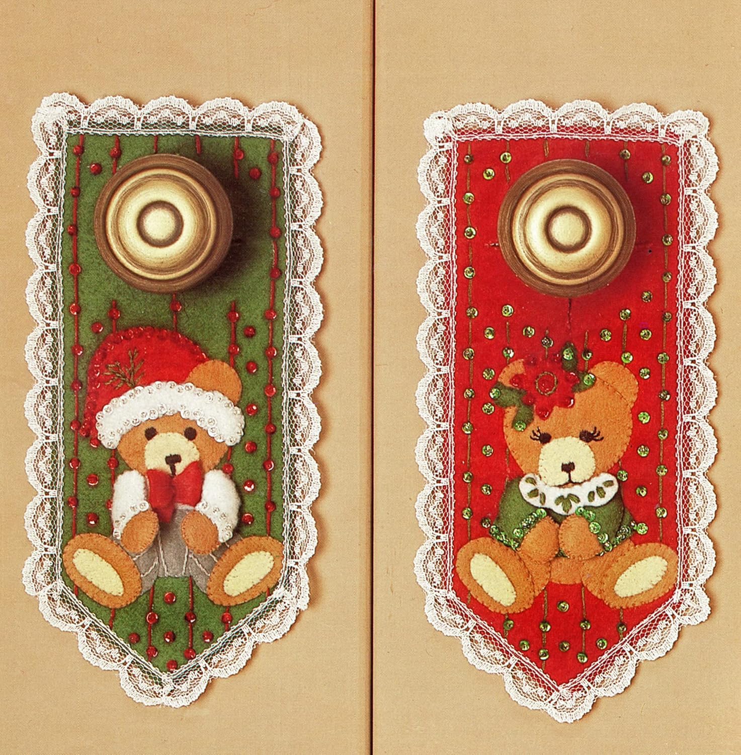 Vintage Bucilla "Christmas Teddies" Felt Applique Door Knob Covers Kit 82353