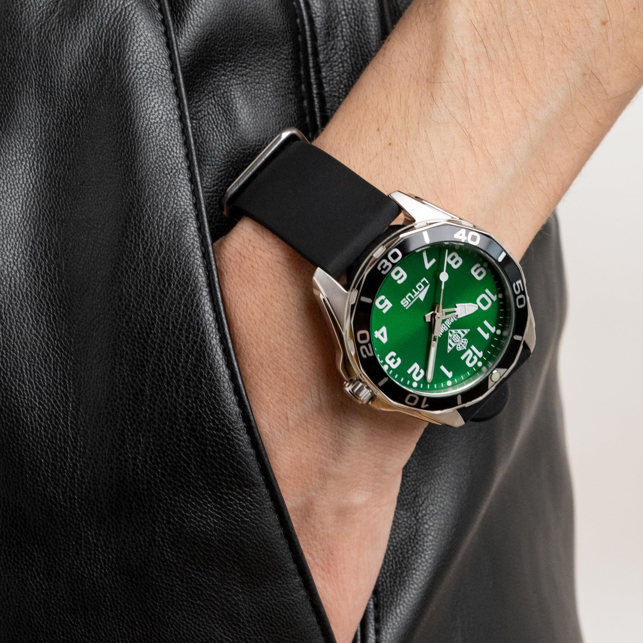 LOTUS Reloj 18942/1 Oficial Real Betis Niño, Temporada 2024/2025 - Caja de Acero Inoxidable