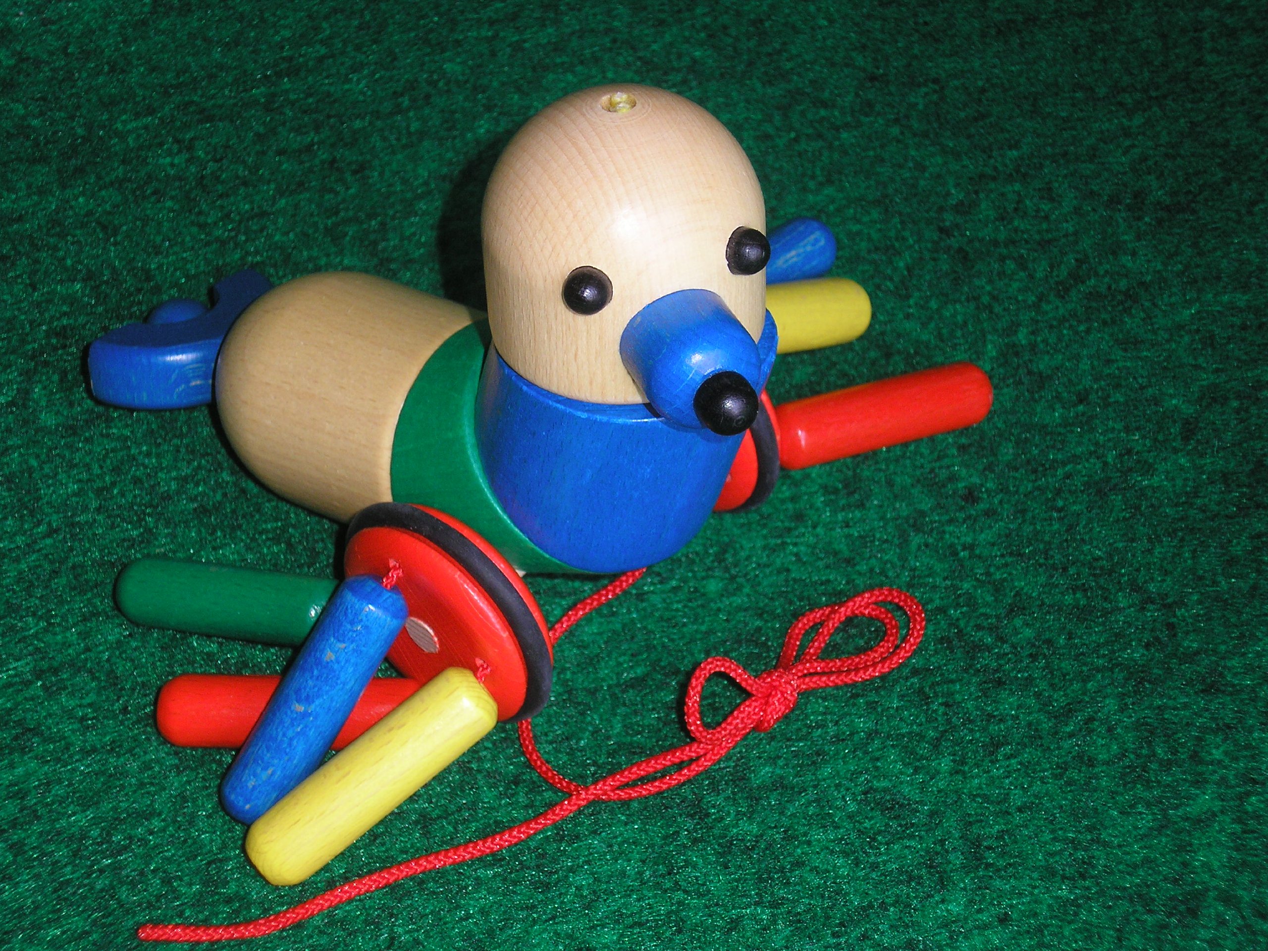 Amazon.co.jp: 【木のおもちゃ】＊プルトイ＊カラフルタマちゃん*日本  