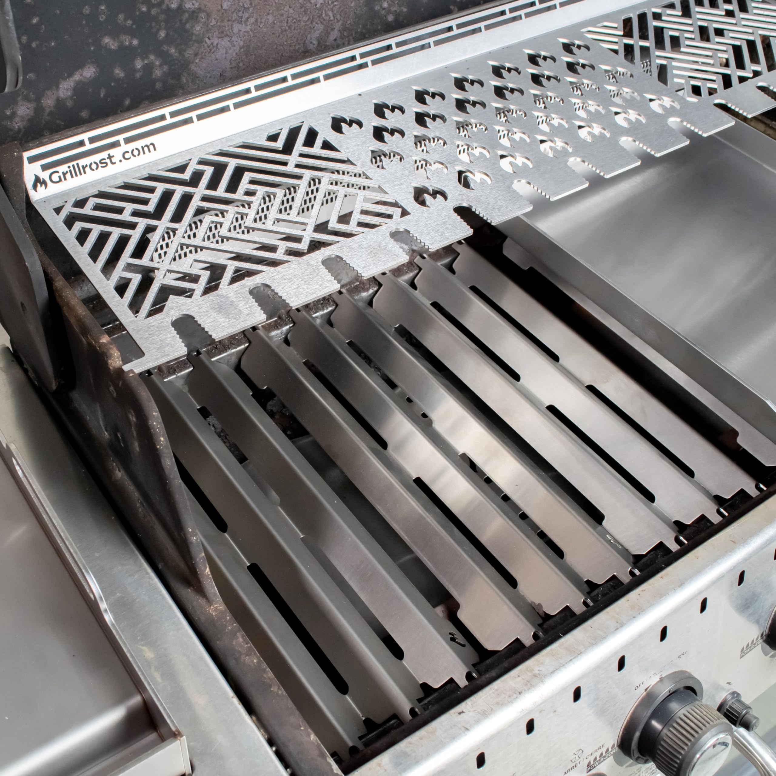 Grillrost.com Das Original Rail aromatique en Acier Inoxydable pour Broil King Baron et Crown - Extra Fort 1,5mm (1 pc - Commander la quantité nécessaire)