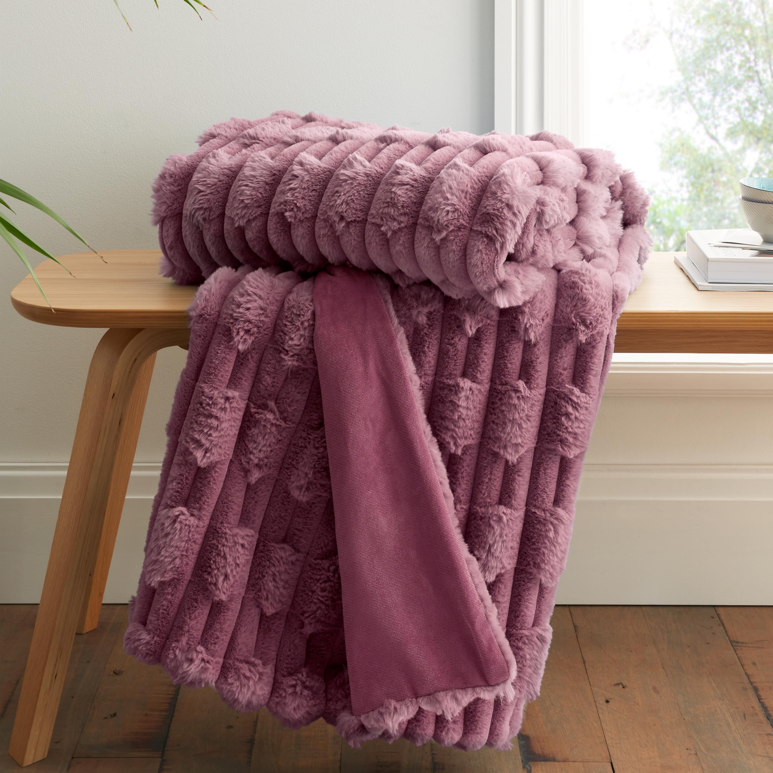 Rackhams Pink So Soft Carved Faux Fur Blanket Throw - 150 X 200 Cm