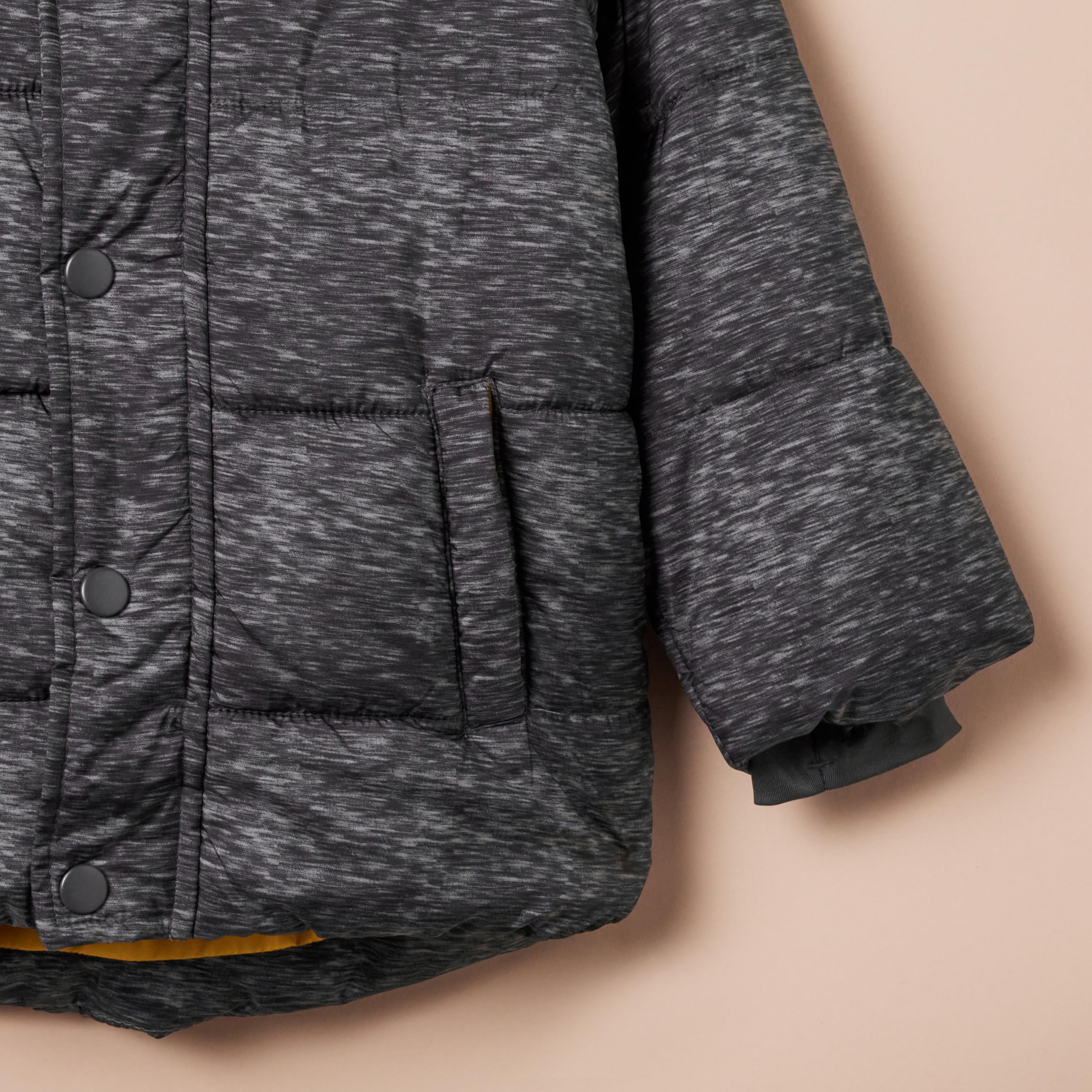 Amazon Essentials Piumino Pesante con Cappuccio Bimbi, Bambini e Ragazzi