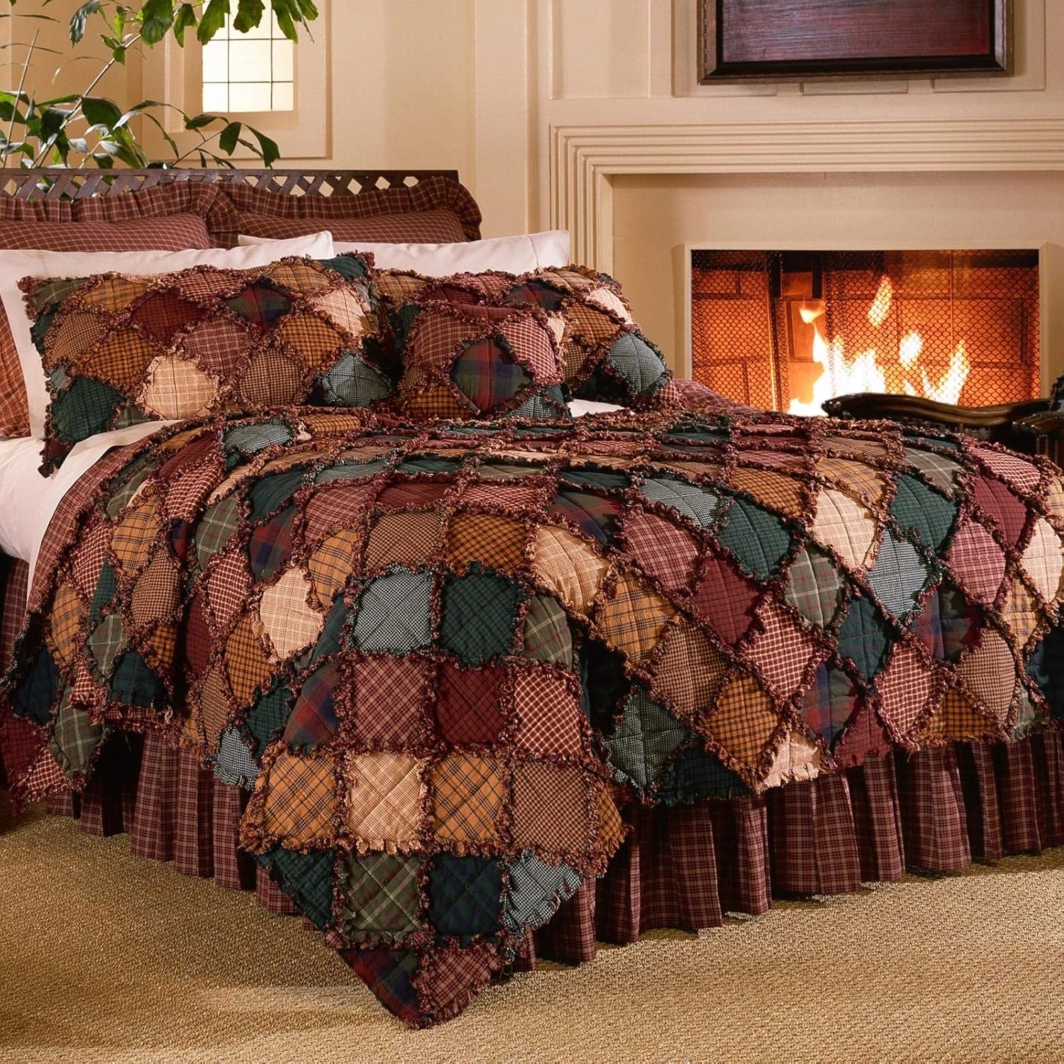 Donna Sharp Cotton Full/Queen Quilt - Campfire Lodge Quilt with Pieced and Patchwork Pattern - Fits Queen Size and Full Size Beds - Machine Washable
