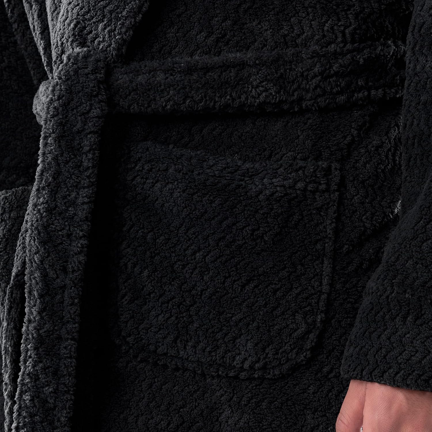 Van Heusen mens Comfort Soft Fleece Robe at  Men’s Clothing store