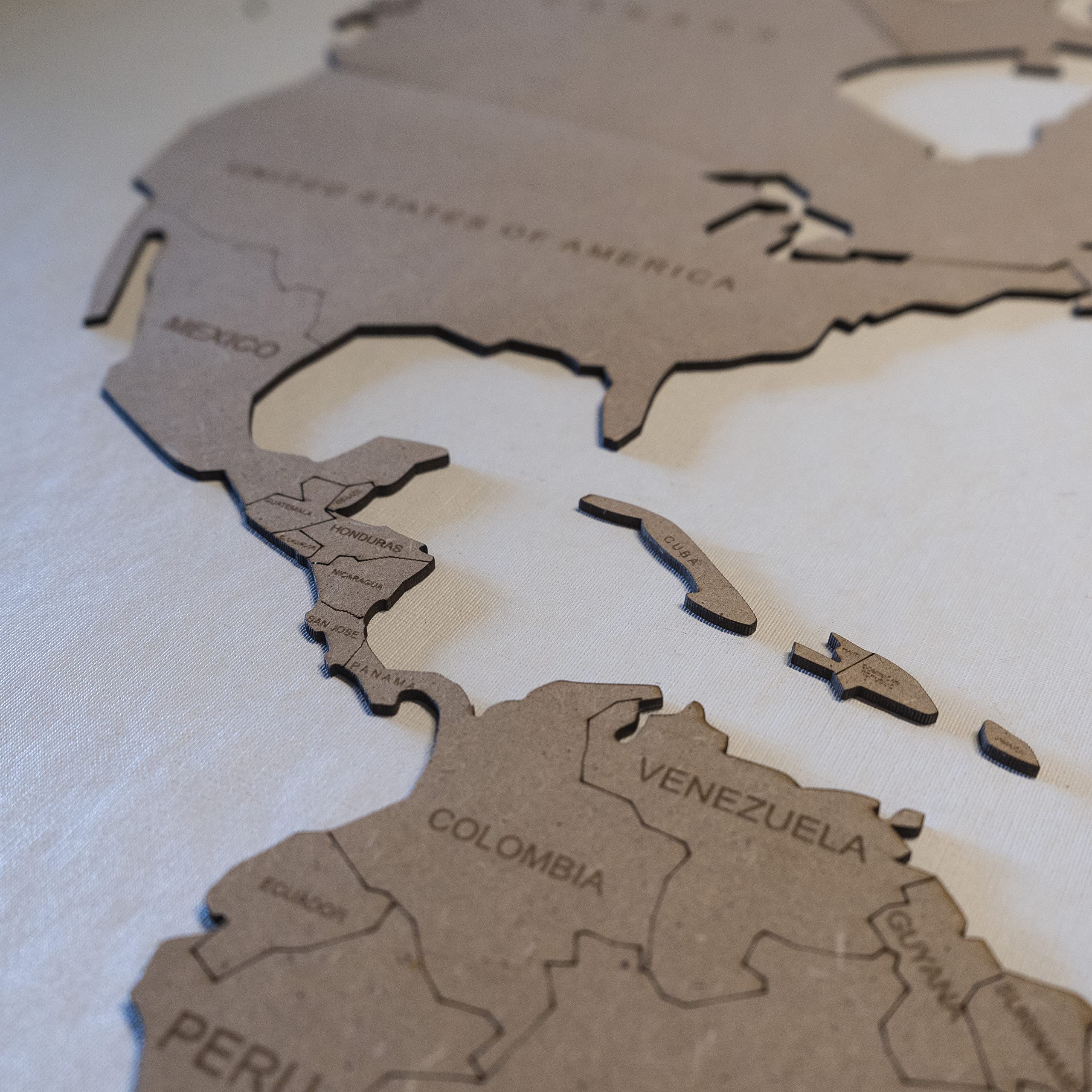 MISS MAPS Mappamondo in legno 3D grande da parete Mappa per segnare viaggi e decorazione per viaggiatori Multistrato in legno pressato nomi incisi