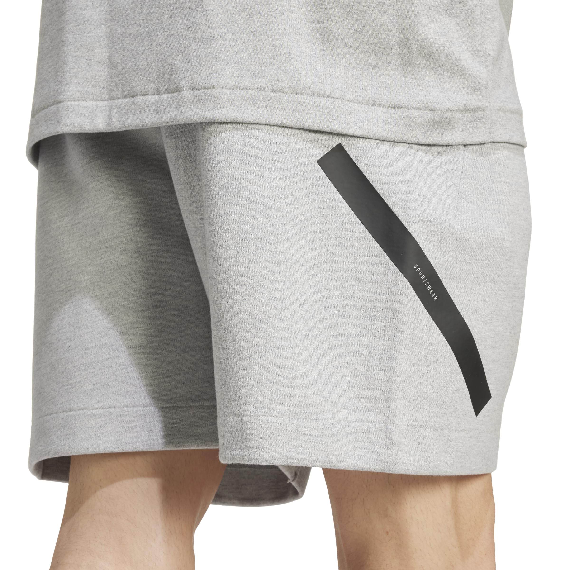 adidas Pantalones Cortos Z.N.E. para Hombre, Color Gris Medio Jaspeado, Mediano