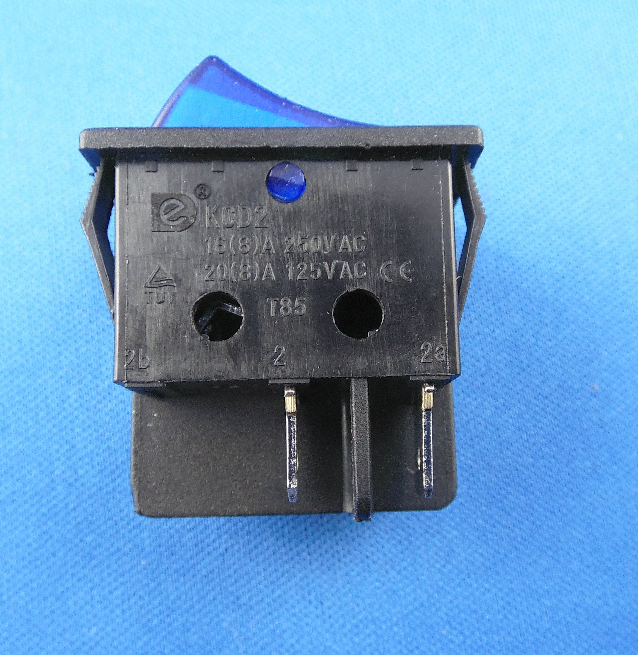 Image secondaire de Interrupteur à bascule encastré bleu avec éclairage - 16 A, 250 V