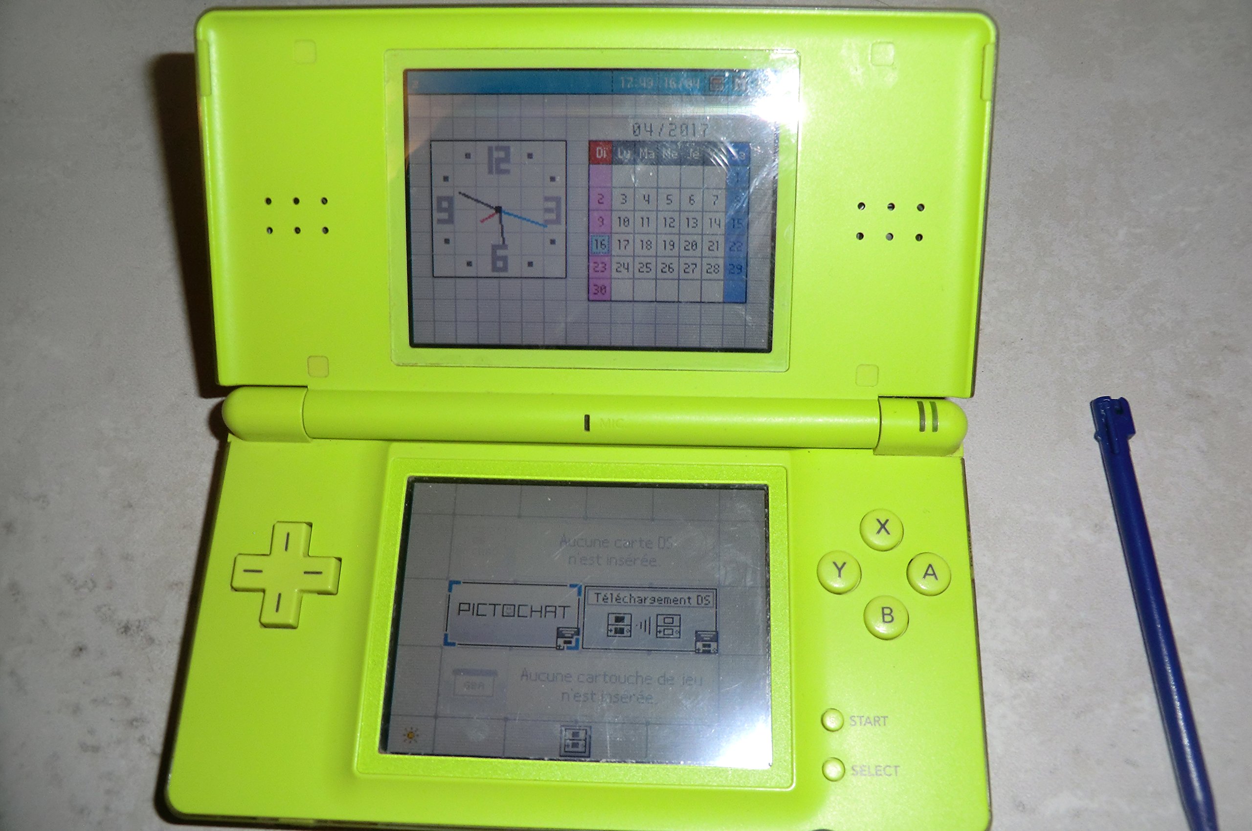 ニンテンドーDS - Nintendo DSi  (light green) Amazon | ニンテンドーDSi LL グリーン【メーカー生産終了