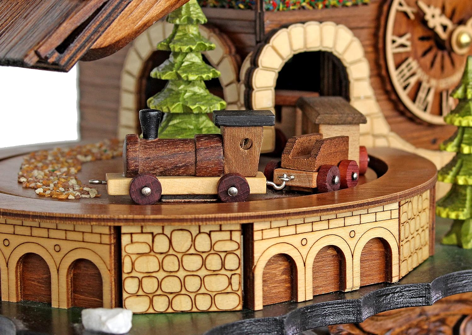 Engstler Quartz Cuckoo Clock - Next Stop Black Forest
