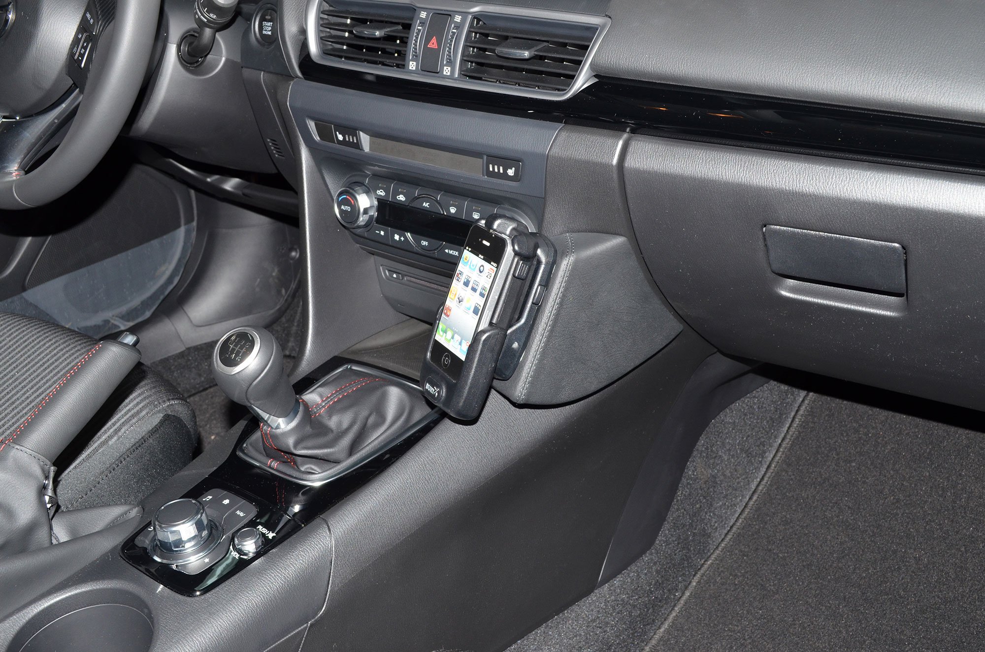 KUDA 1060 uchwyt samochodowy na telefon, uchwyt z prawdziwej skóry czarny do Mazda 3 od 2013 (typ BM) i od 2016 (typ BN)