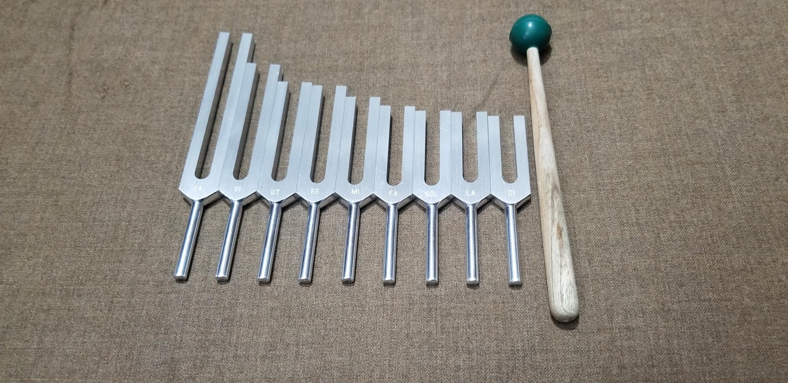 Tuning Fork Set of 9pcs 174 Hz 285 Hz 396 Hz 417 Hz 528 Hz 639 HZ 741 Hz 852 Hz 963 Hz-image-33