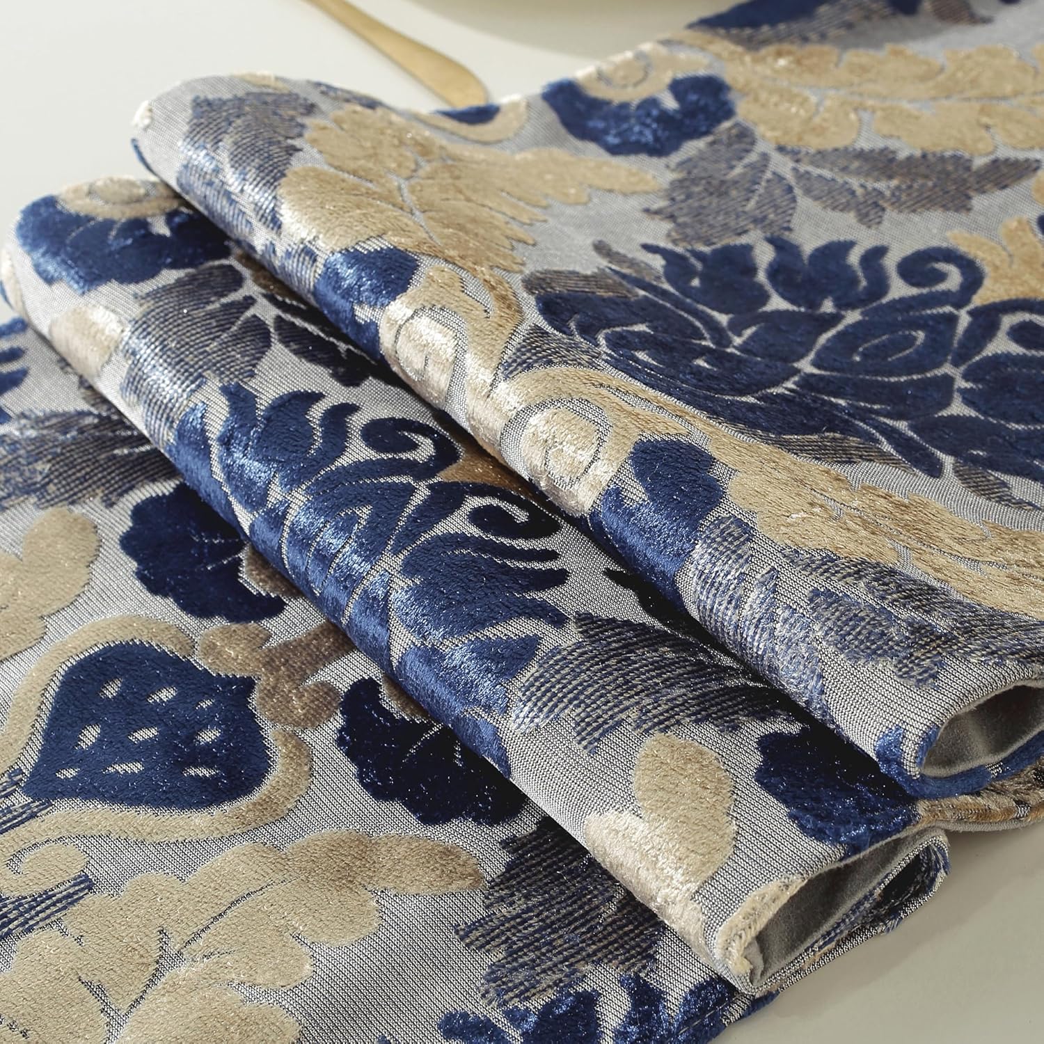 Vintage Table Runner Jacquard Fabric with Multi-Tassels Table Runners for Dining Room Dresser Wedding Holiday Party Decorations (Blue, 11 x 98 inch)