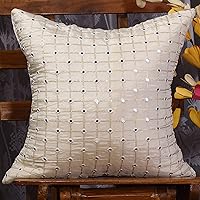 Vista 24 de Juego de 2 almohadas doradas de 18 x 18 pulgadas, almohadas decorativas para sofá, fundas de almohada bordadas, fundas de almohada doradas mostaza