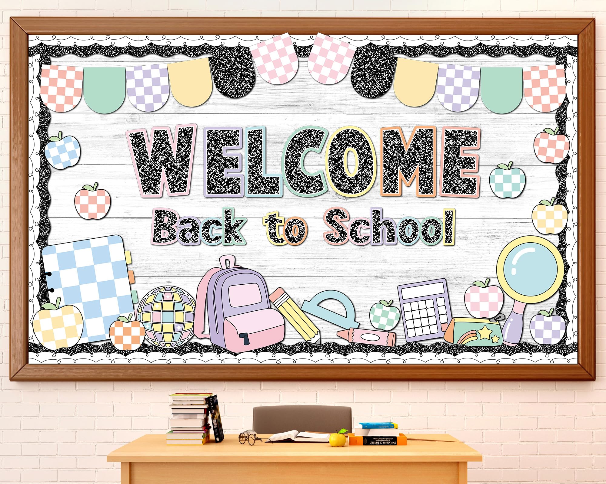 Découpes en papier pour enseignant motif carreaux pastel tableau noir