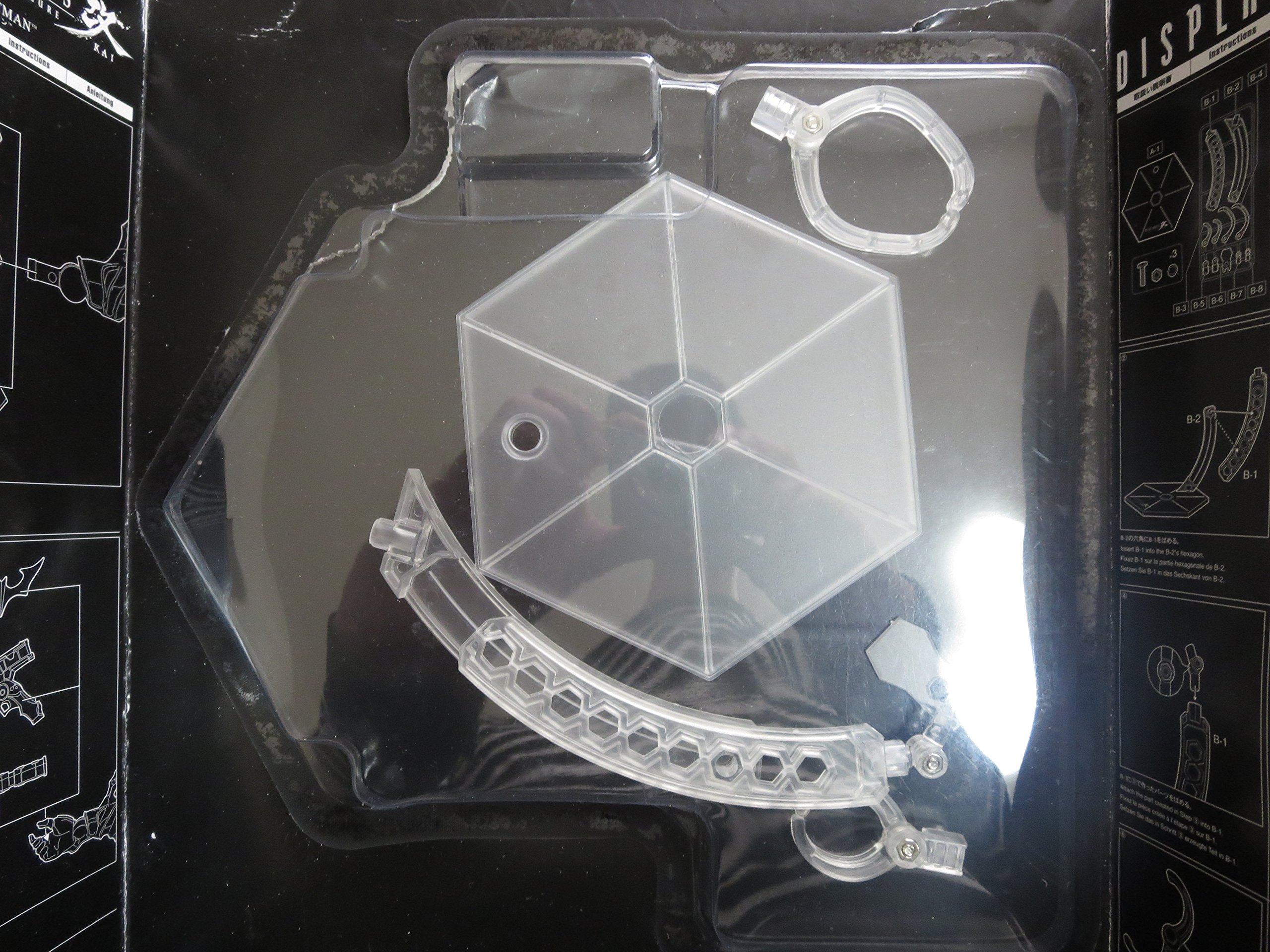 Amazon.co.jp: DC Comics VARIANT PLAY ARTS改 バットマン™(PVC