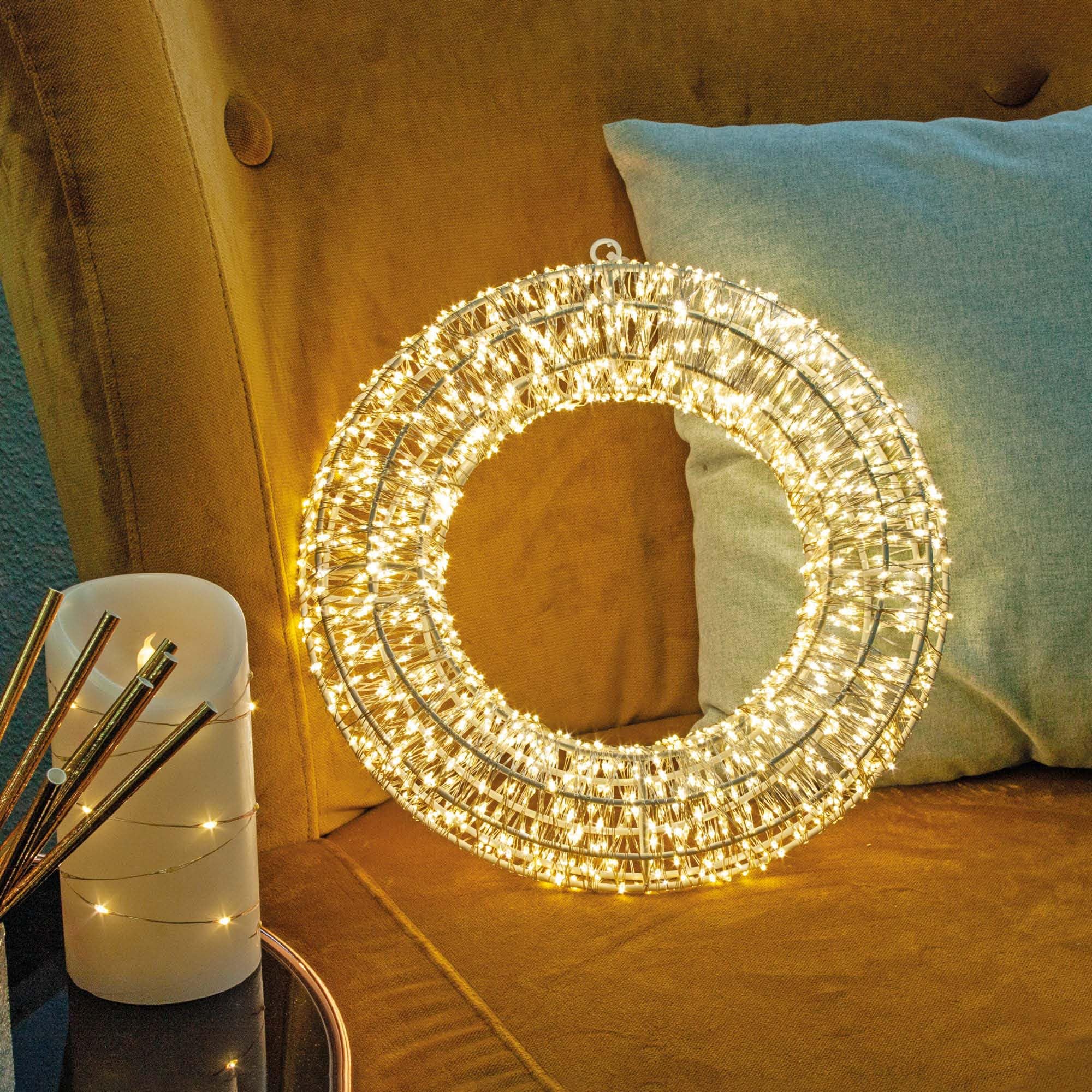 Hellum Guirnalda luminosa LED con temporizador Ø30cm, con perlas de rocío Guirnalda luminosa LED para exterior e interior 1440 luces blancas cálidas, transformador exteriors 153095