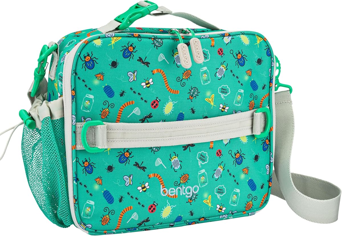Bentgo Kids Prints Bolsa de almuerzo reutilizable con doble aislamiento | Para niños mayores de 3 años, correa ajustable; Capacidad para lonchera/botella de agua/bocadillos; Bolsillos fáciles de limpiar, resistentes al agua (Bug Buddies)