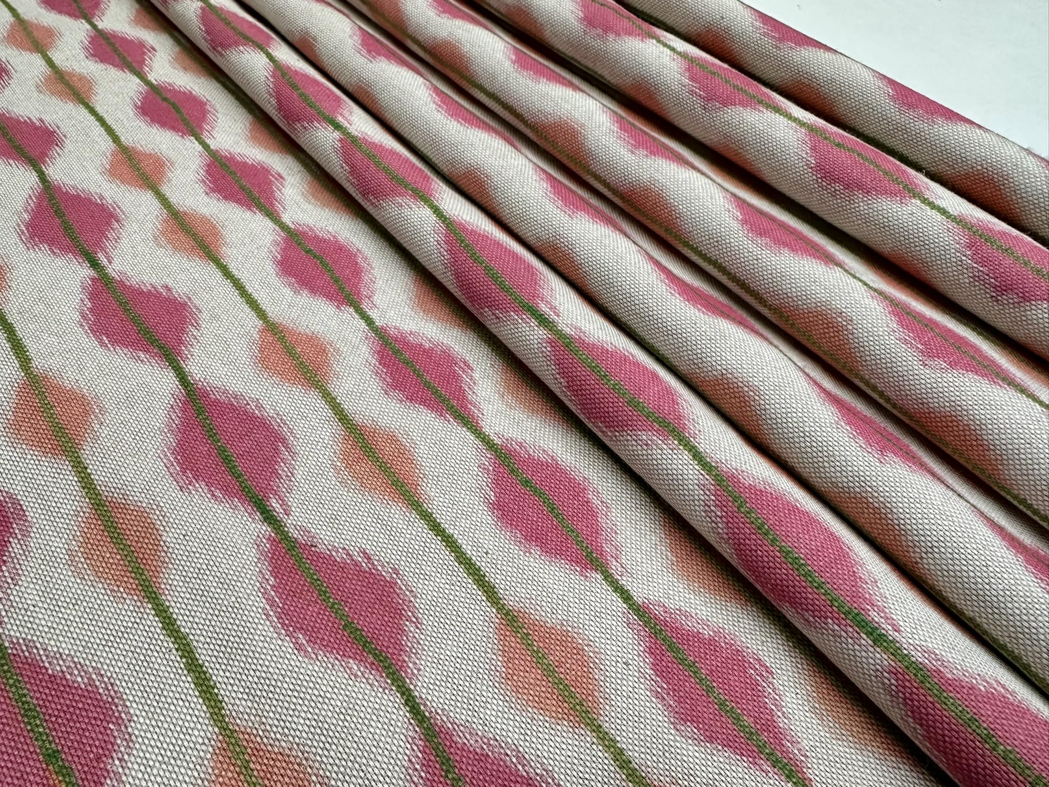 Cojín para tapicería de tela Ikat de mezcla de lino y algodón, color rosa y verde, 284 cm, extra ancho, se vende por metros