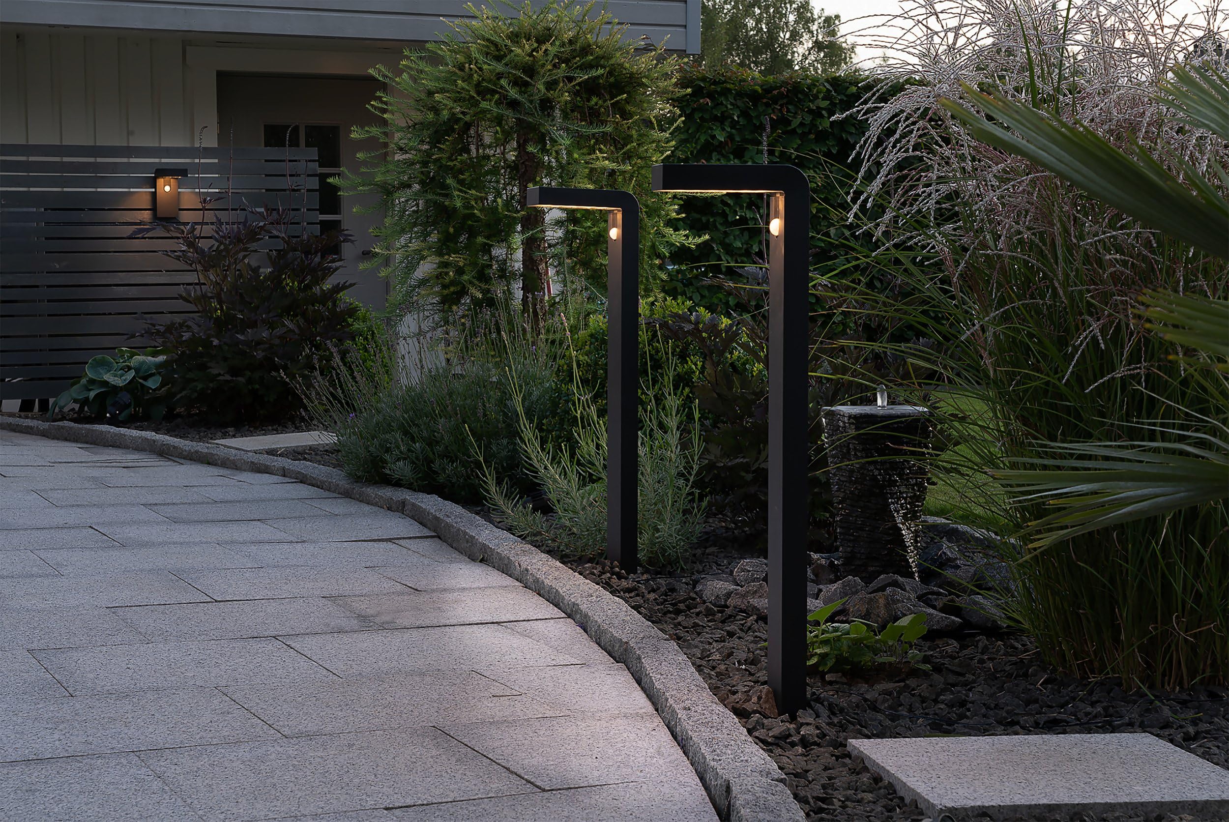 EGLO LED Wandlampe außen Barracconi Outdoor Solarlampe | mit Bewegungsmelder und Dämmerungssensor, Außenlampe solar aus schwarzem Aluminium, IP44