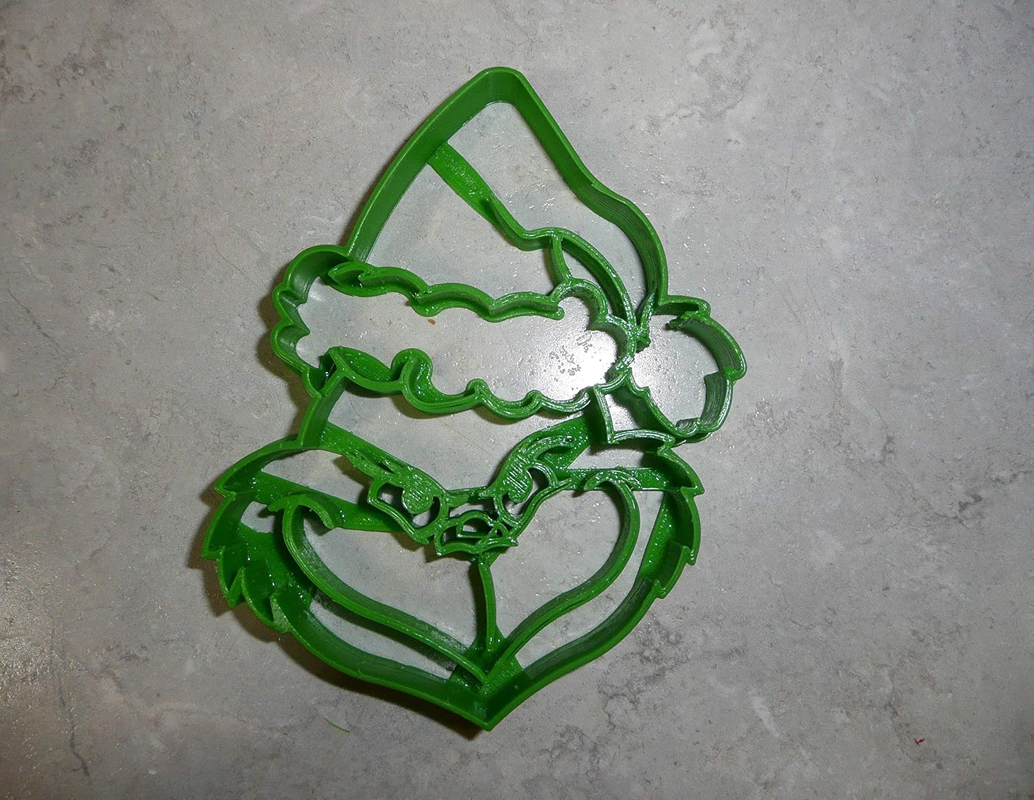 GRINCH HEAD DR SEUSS BOOK CARTOON CHARACTER CHRISTMAS MOVIE SPECIAL OCCASION COOKIE CUTTER BAKING TOOL MADE IN USA PR682