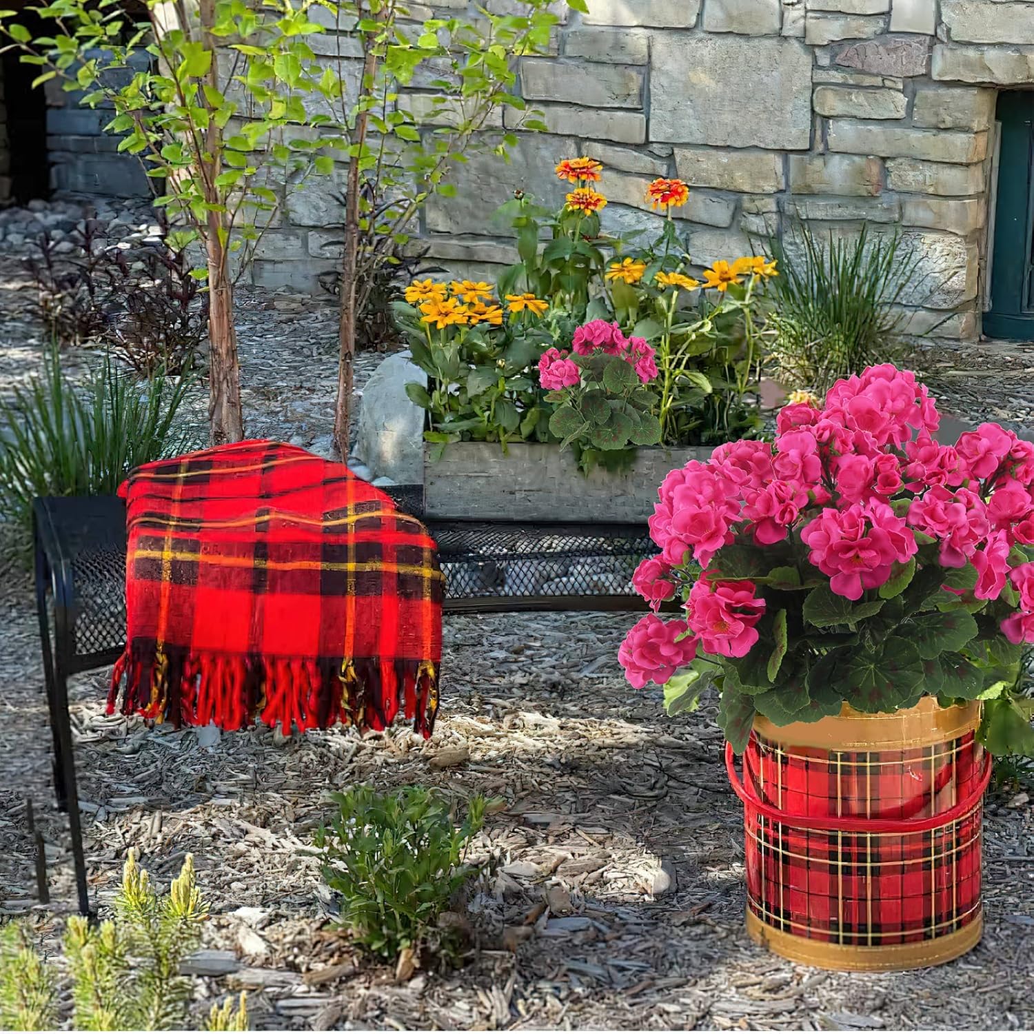 CISDUEO 2 Pcs Artificial Geraniums Outdoor Silk Flowers Rose Red Artificial Geranium Bush Faux Flowers Red Geraniums for Floral Home Decor Indoor Garden Patio Grave Cemetary Vase Table Centerpiece - Image 6