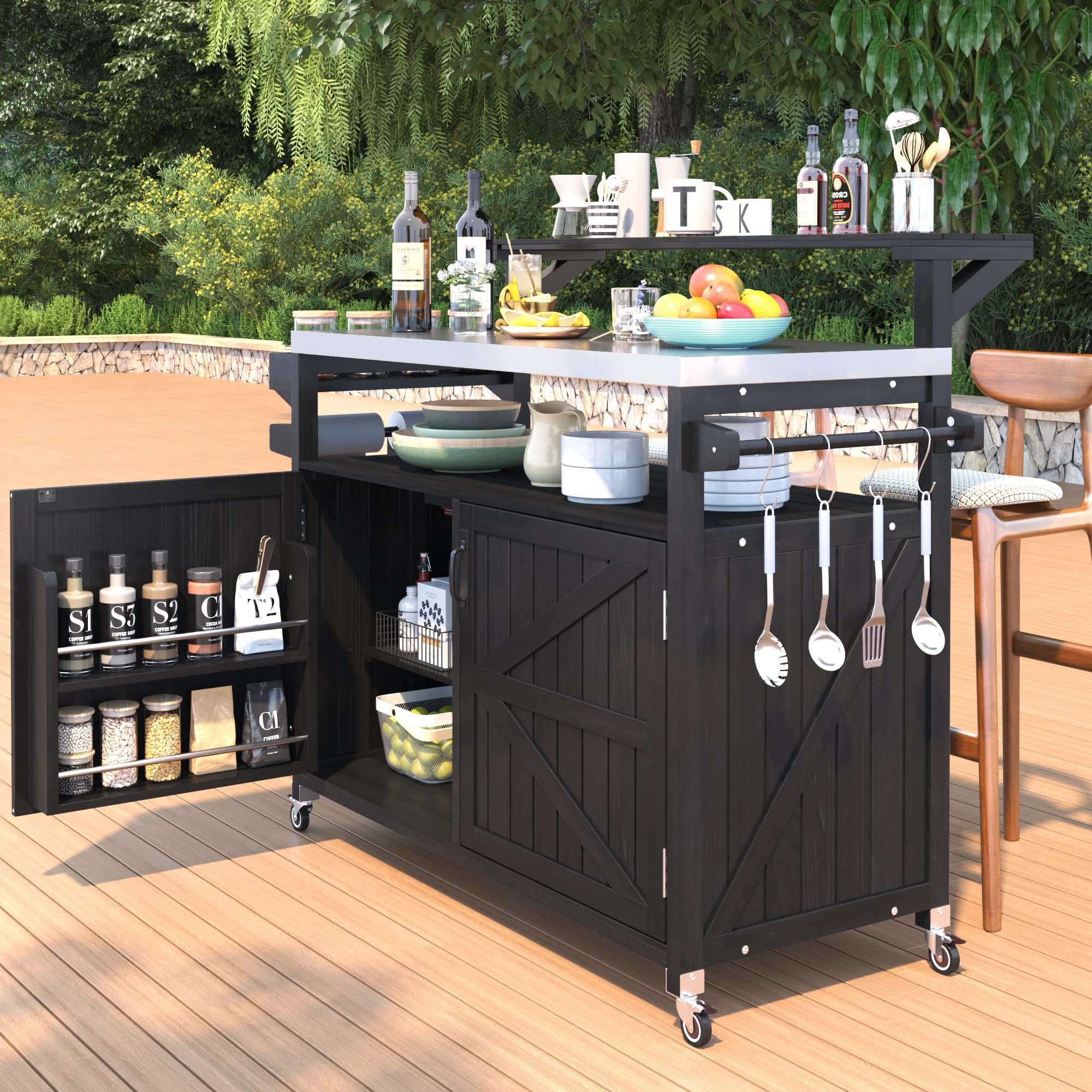 Rustikaler Outdoor-Kücheninsel und rollbarer Grillwagen, 135,4 cm, Massivholz-Sto-Schrank mit Stahlplatte, verstellbaren Regalen und Gestell, perfekt für Grillen und Unterhaltung (schwarz)