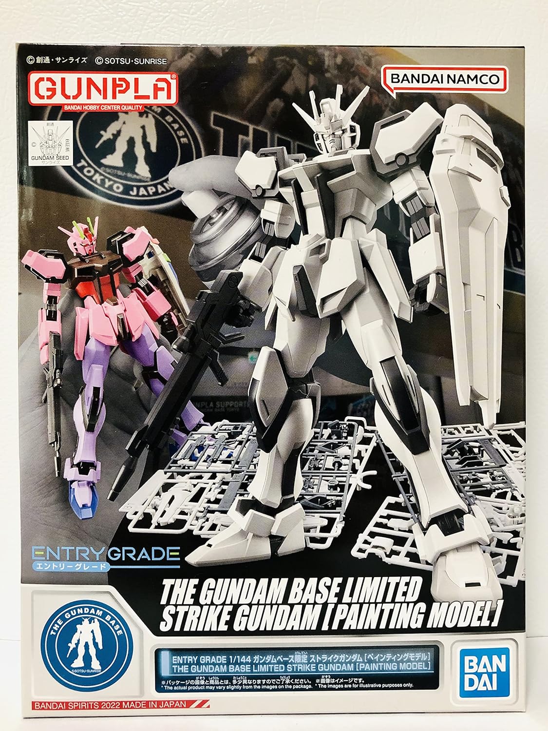 ENTRY GRADE 1/144 Gundam Base Limited Strike Gundam Painting Model