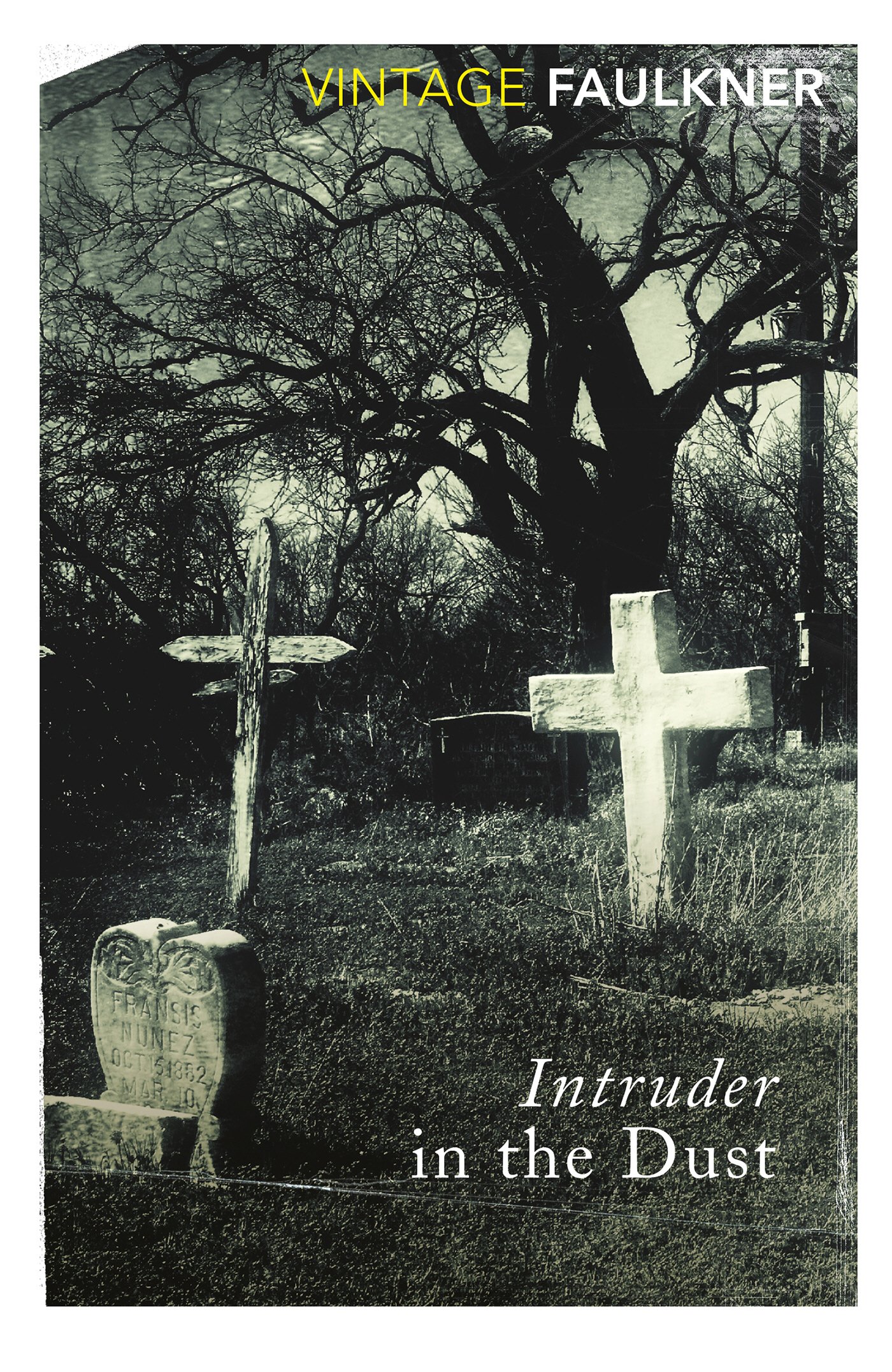 Intruder in the Dust.by Faulkner  New 9780099740315 Fast Free Shipping**