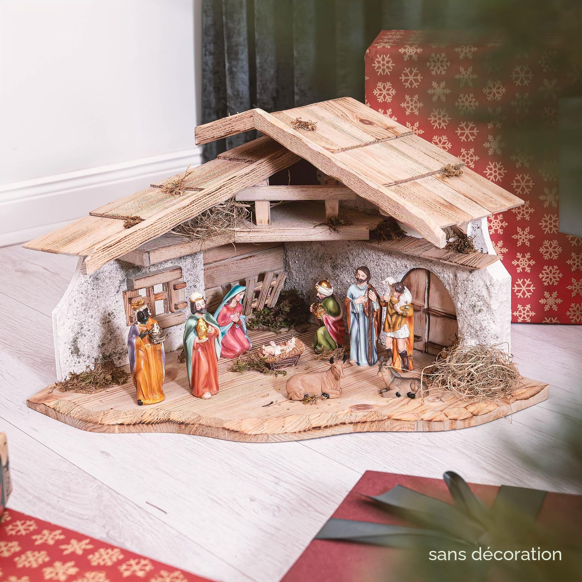 Bonetti Grande Crèche de Noël | Fabriquée en bois et en plâtre | Décorée avec de la mousse, des pierres et de la paille | Crèche très détaillée (environ 38,5 x 38,5 x 29 cm (LxPxH))